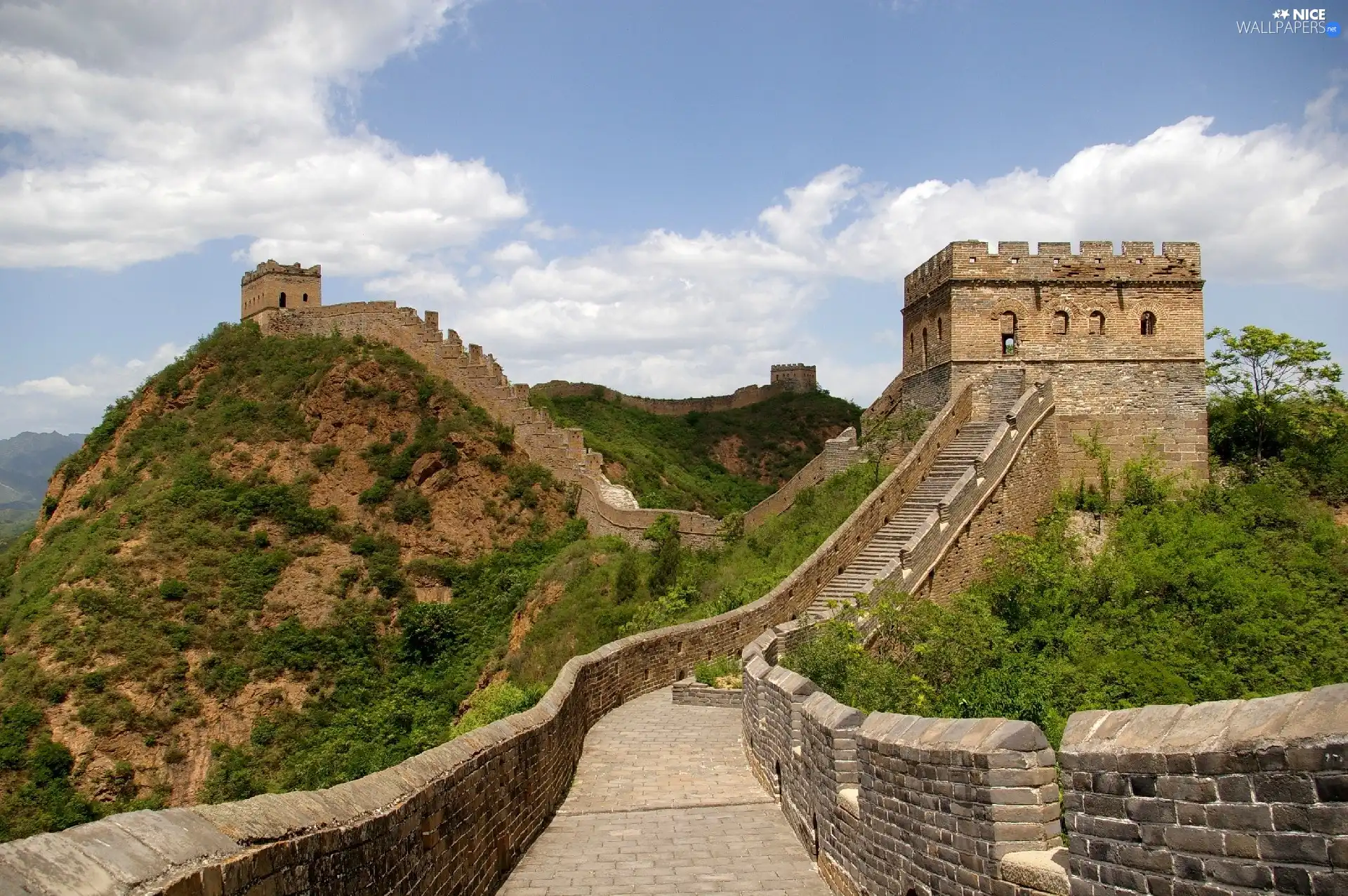 large, Chinese, green, wall