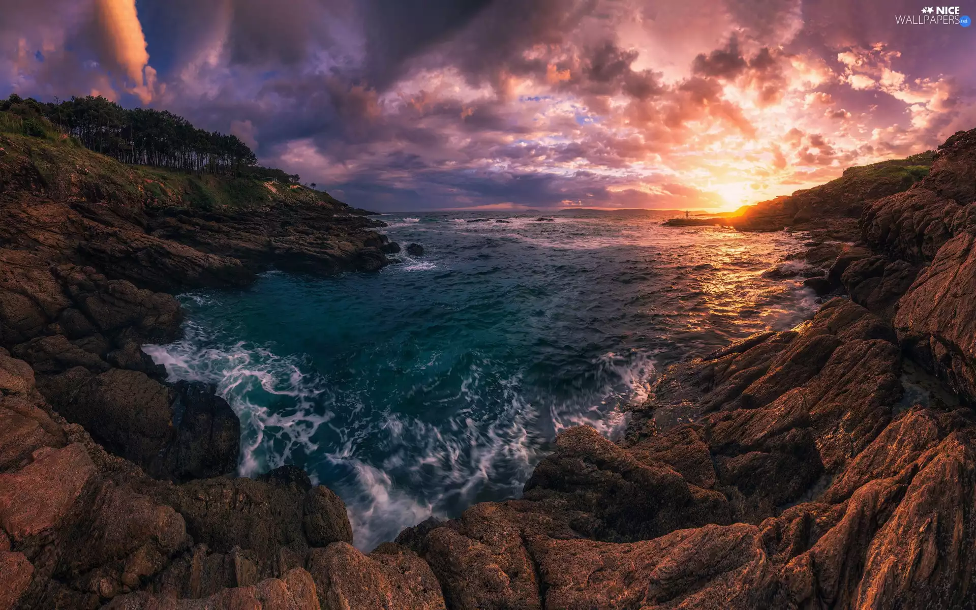 sea, Great Sunsets, Gulf, rocks, Coast, clouds