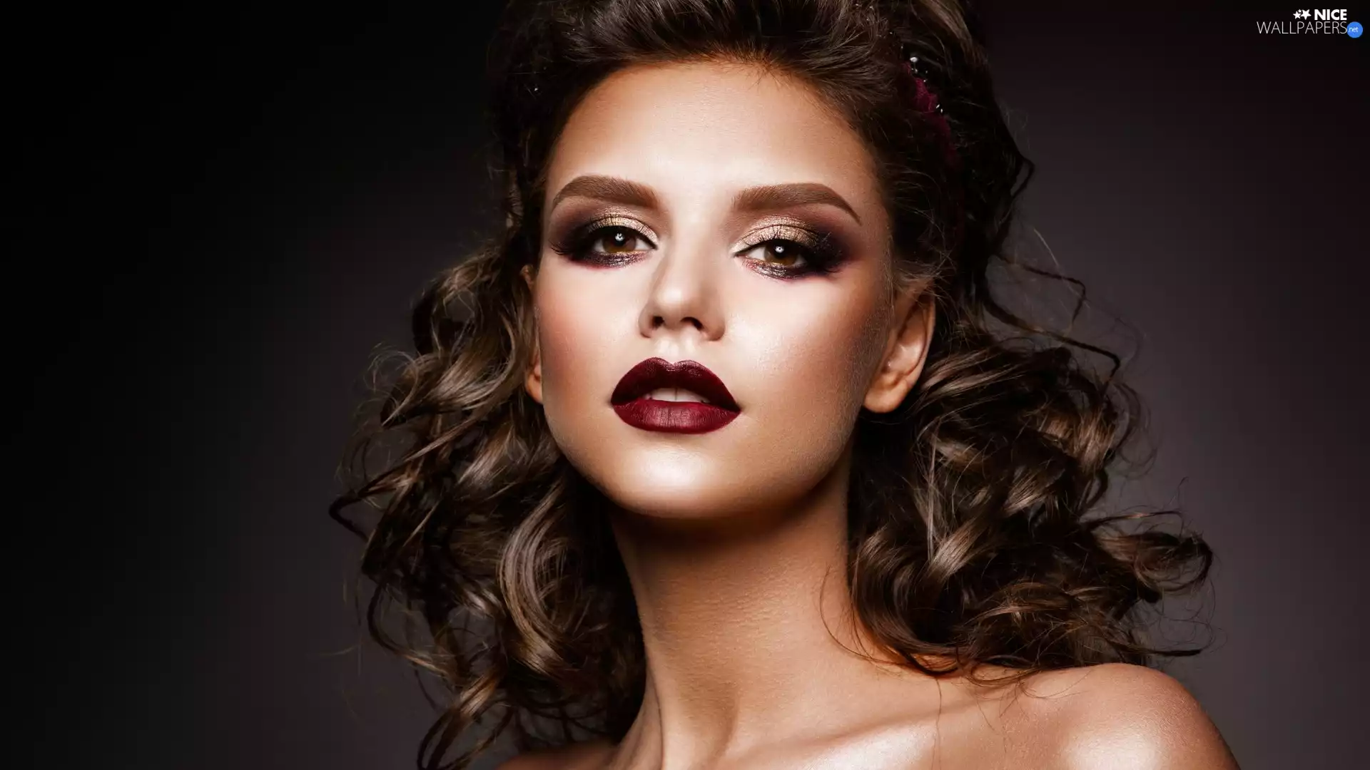 head-dress, face, Brown, make-up, Women, curls, Eyes