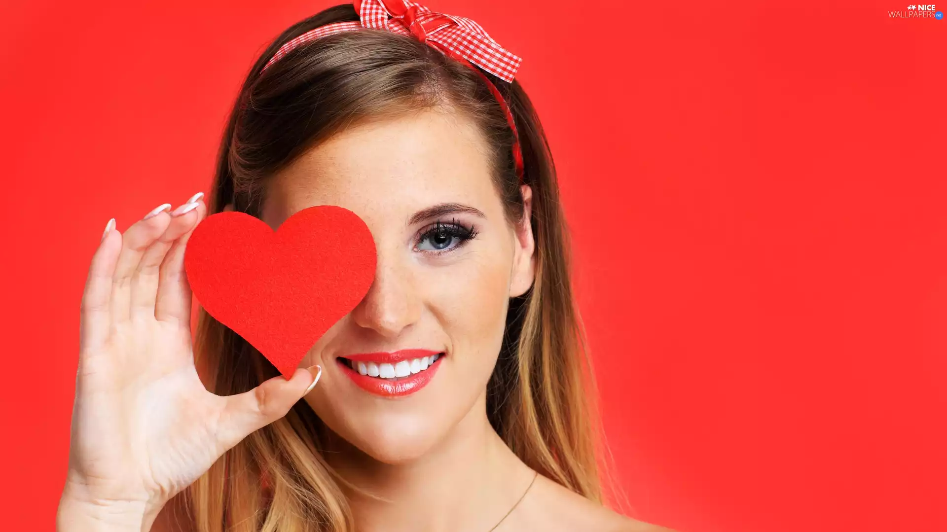 red background, Women, Heart