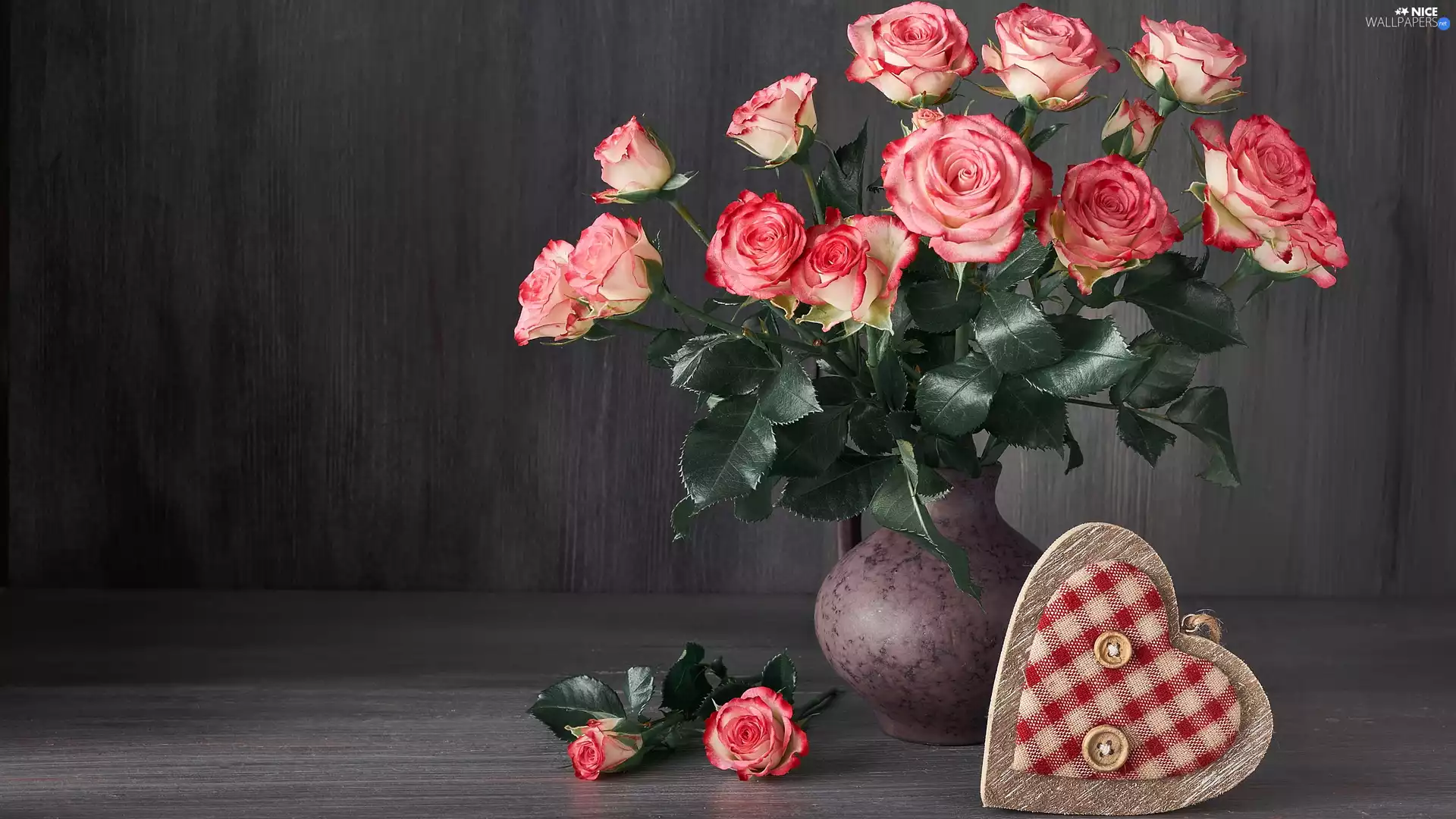 Leaf, Flowers, Vase, Heart, bouquet, roses