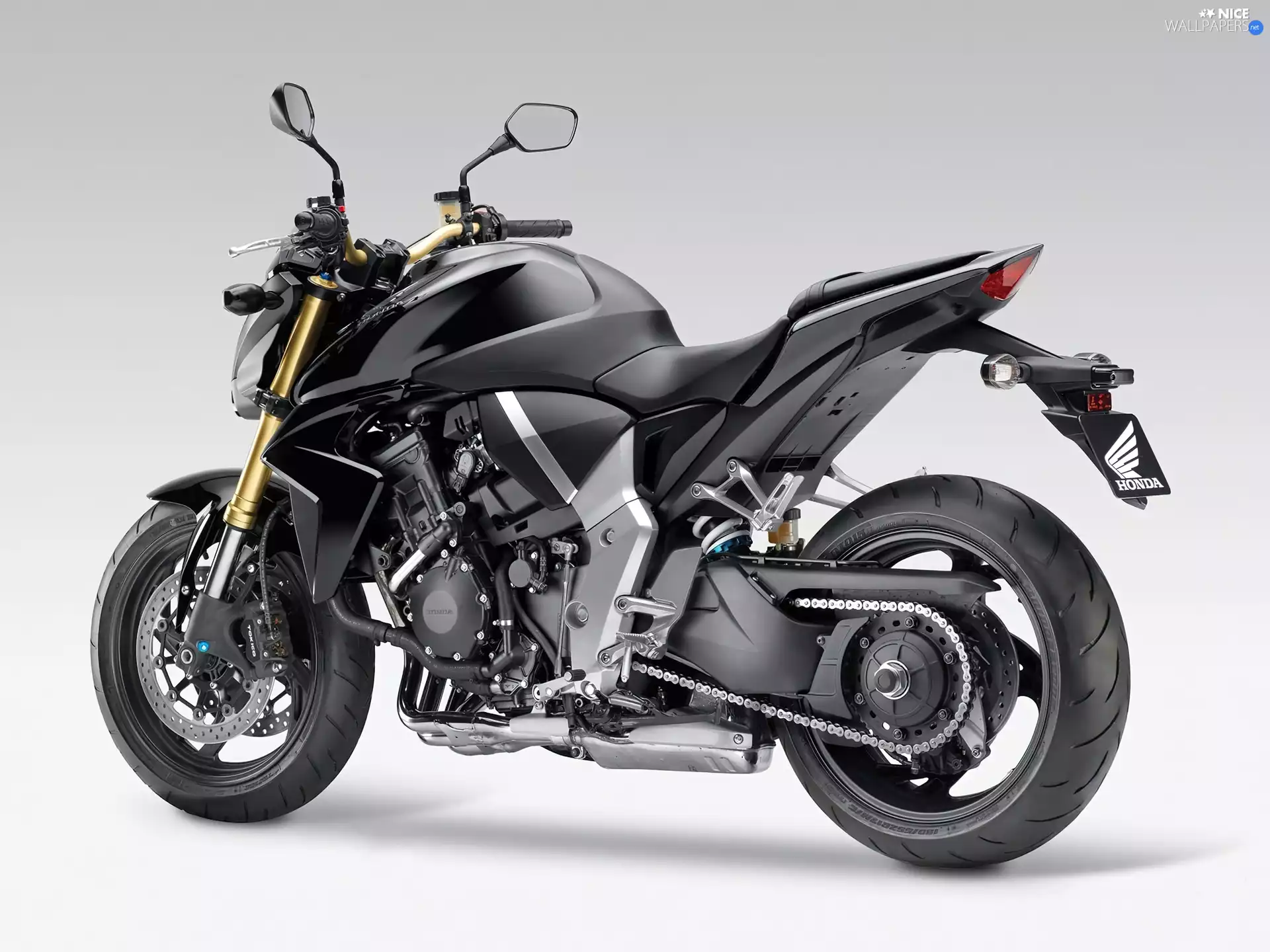 sets, Honda CB 1000R, chain