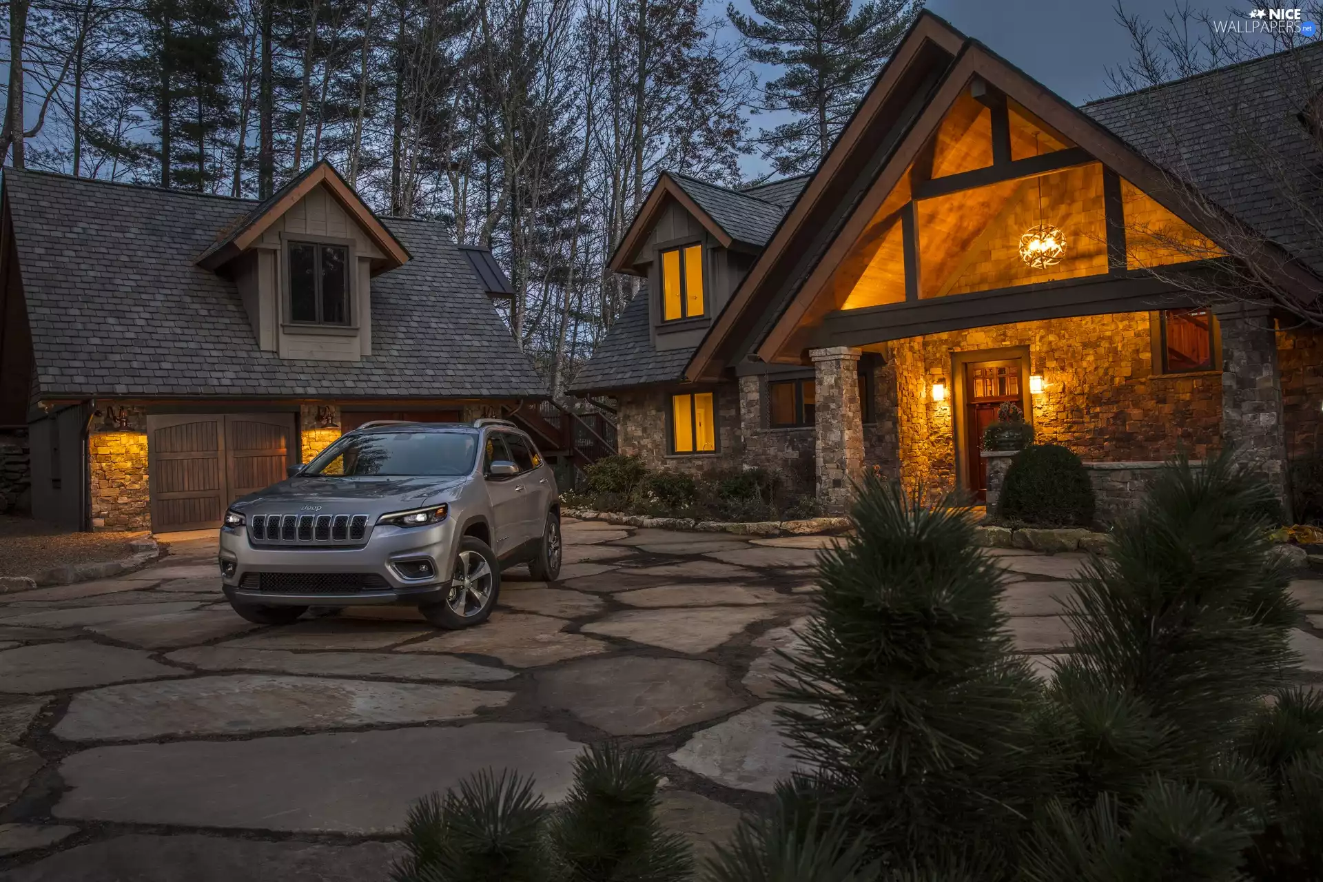 Jeep Cherokee Limited, house