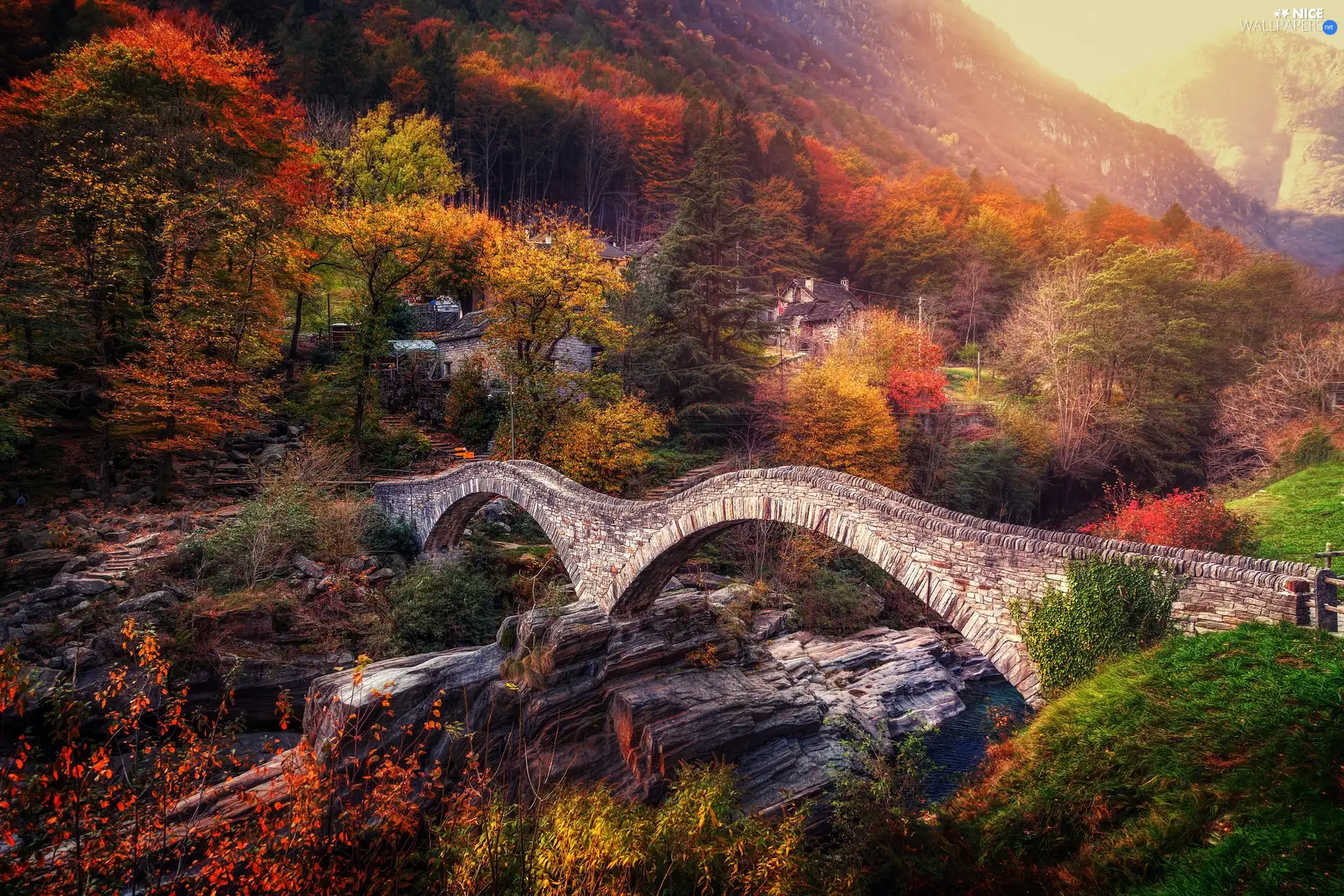 viewes, forest, Mountains, Lavertezzo, Fog, Houses, Verzasca Valley, autumn, Verzasca River, Switzerland, trees, rocks, Ponte dei Salti Bridge