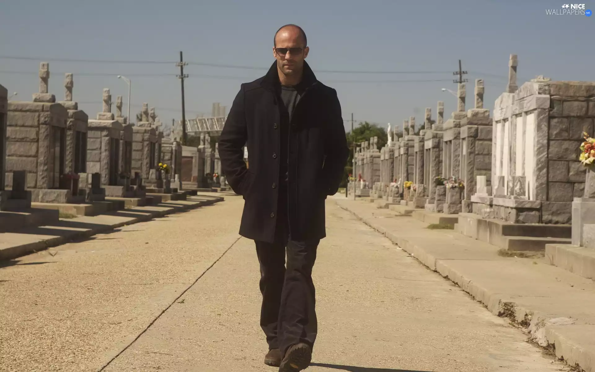 Jason Statham, cemetery