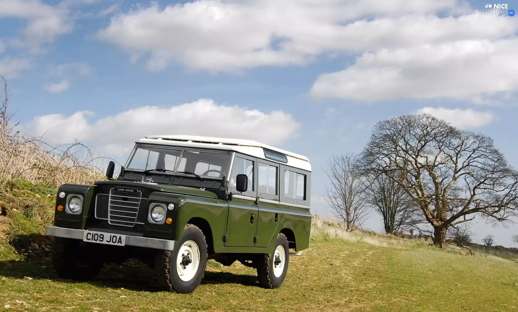 Land Rover Defender, Jeep