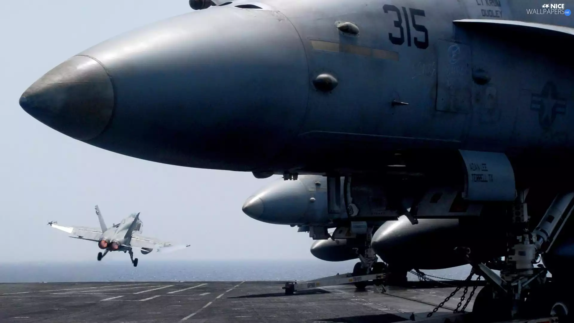 Jet, aircraft carrier