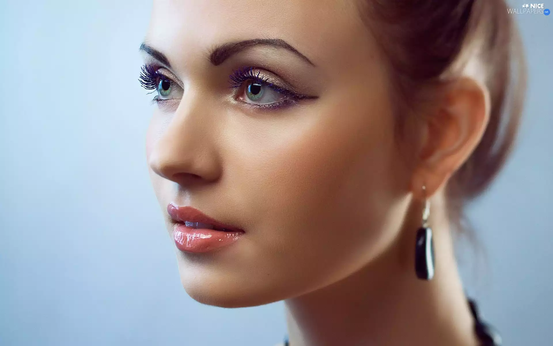 brunette, jewellery, portrait, make-up