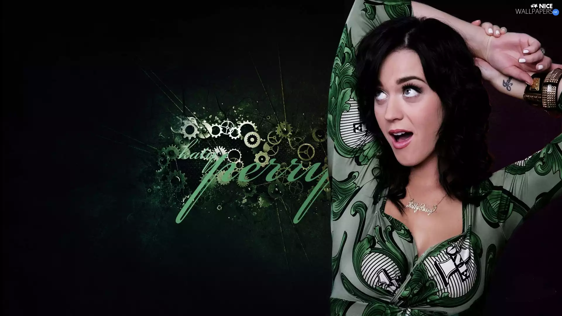 Katy Perry, Necklace