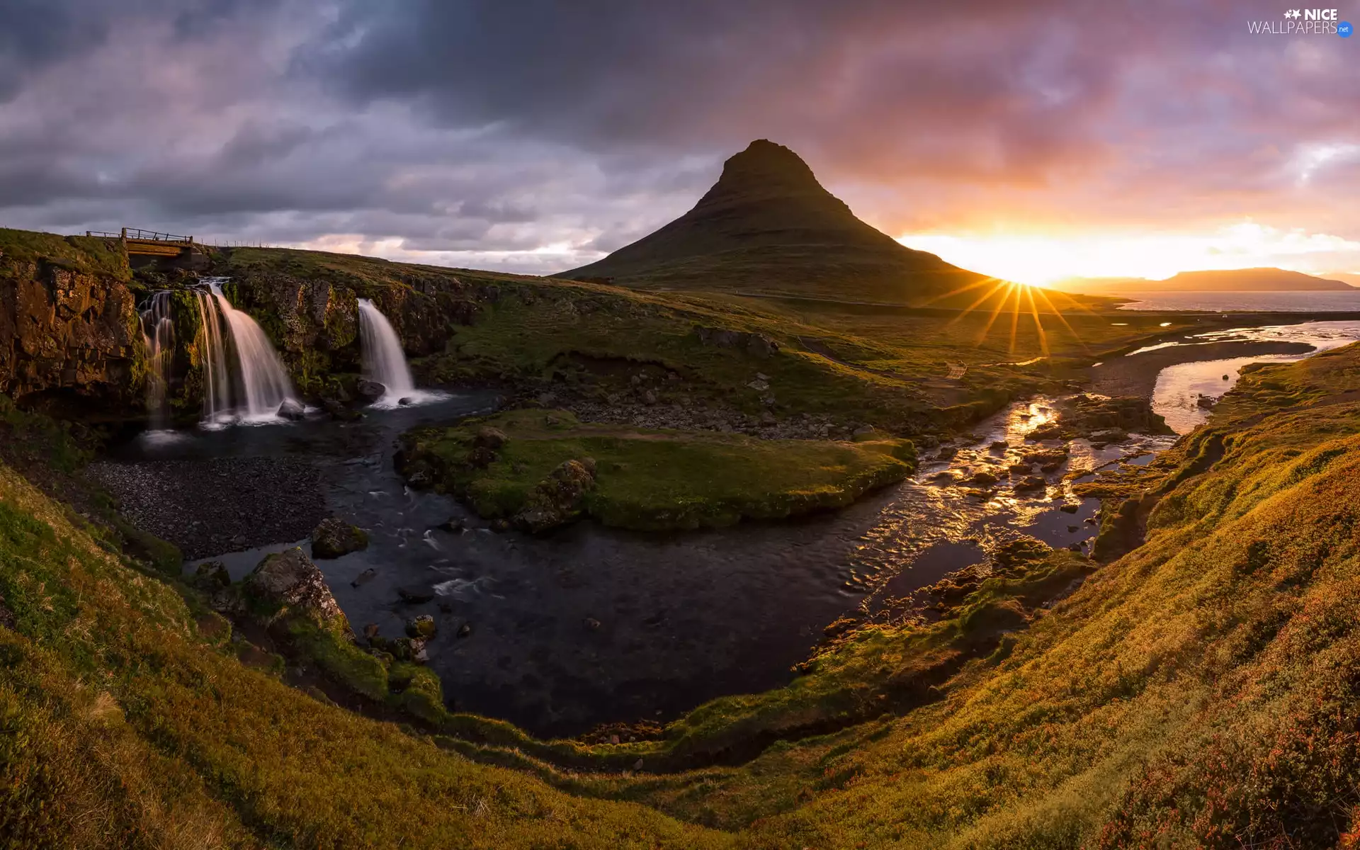 Kirkjufellsfoss Waterfall, Kirkjufell Mountain, Snaefellsnes Peninsula, iceland, Sunrise, River