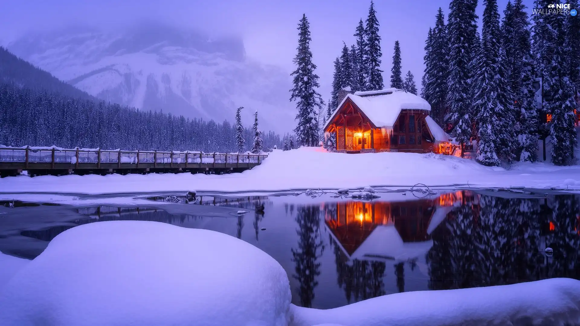 viewes, trees, Yoho National Park, lake, bridge, Province of British Columbia, Mountains, winter, Canada, Emerald Lake, house, Floodlit