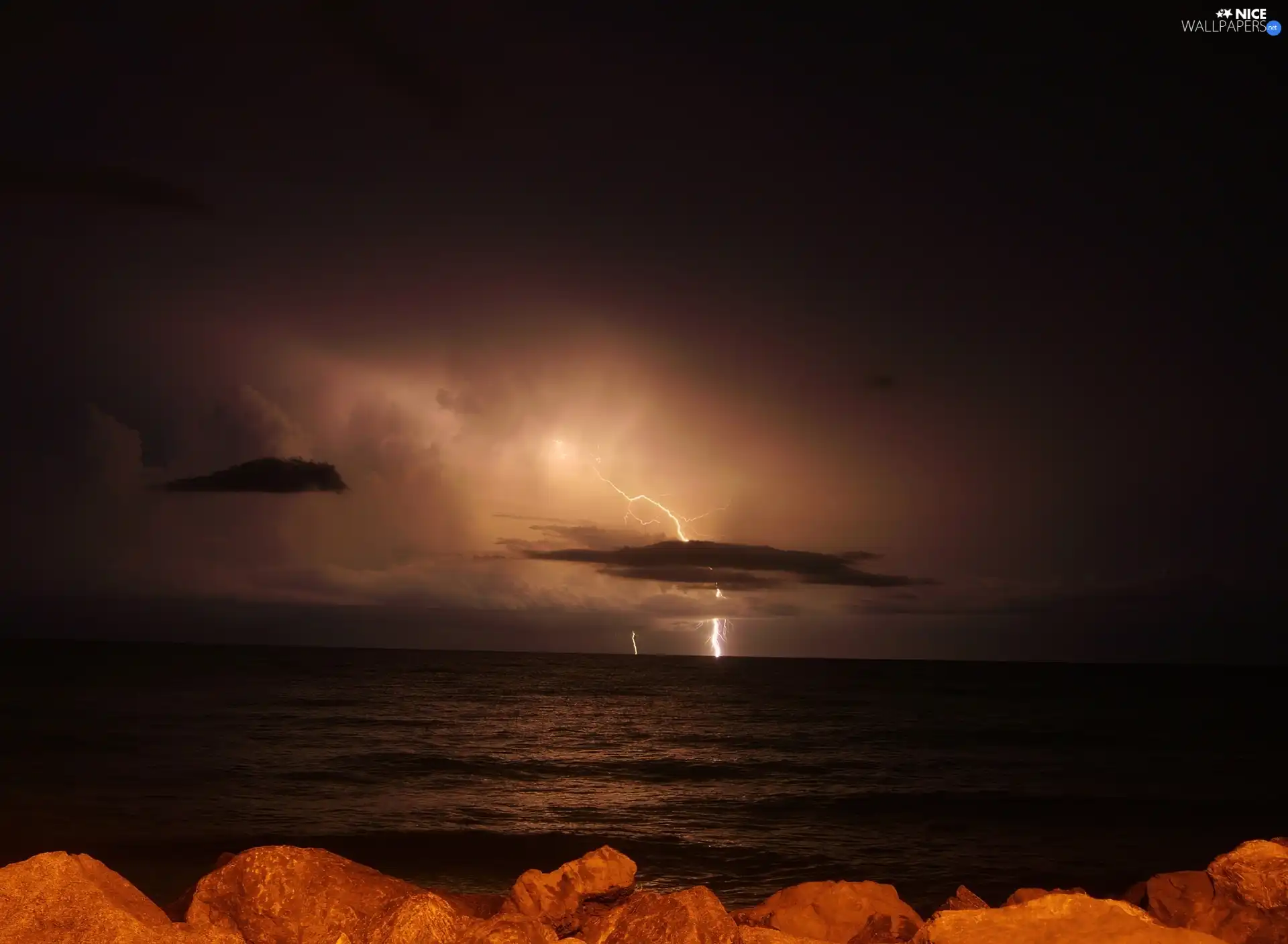 Lightning, sea, Storm