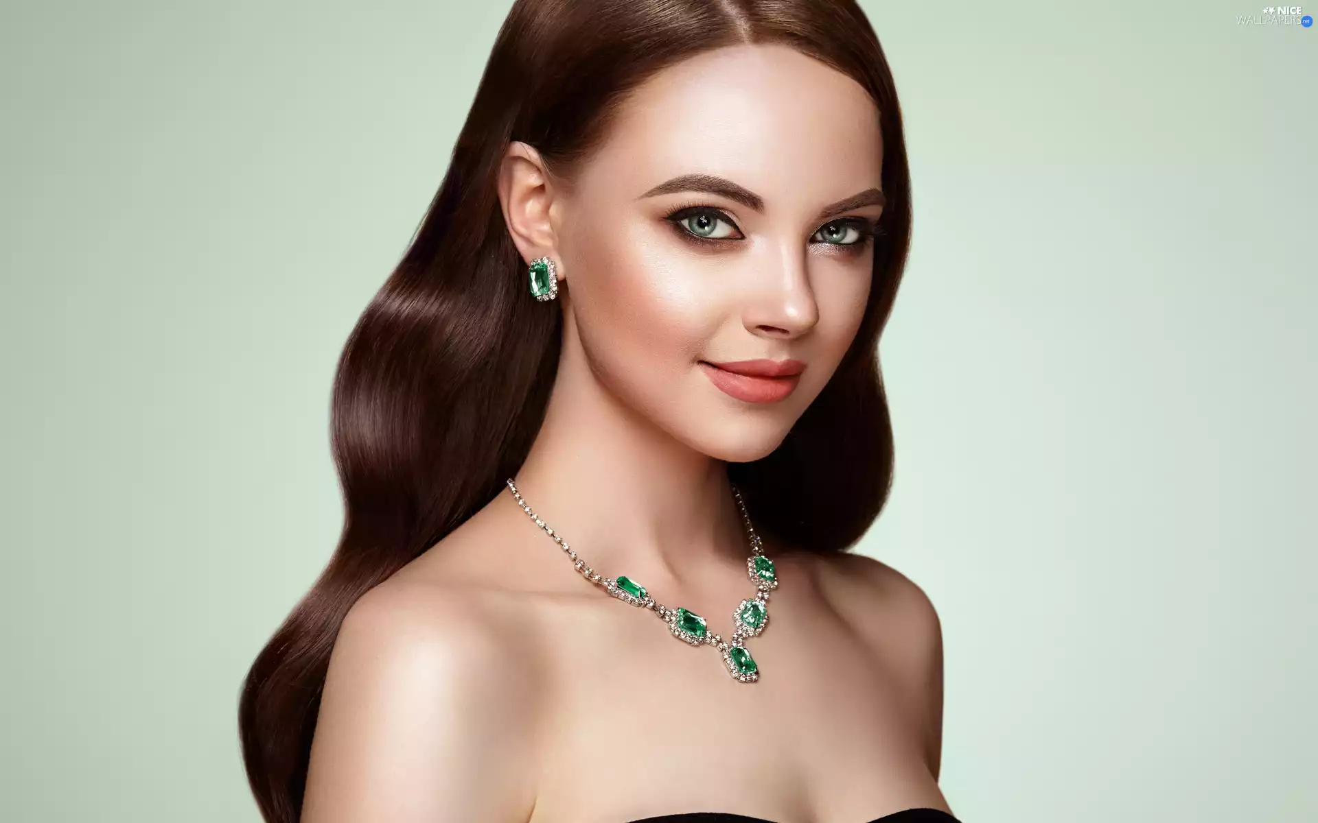 light brown, Women, longhaired, green ones, ear-ring, Necklace, make-up, jewellery, Eyes