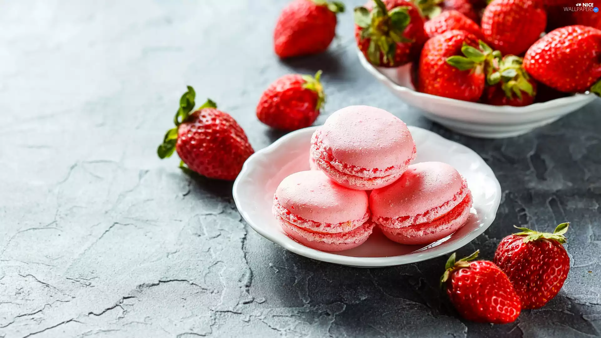 Cookies, plate, strawberries, Macaroons