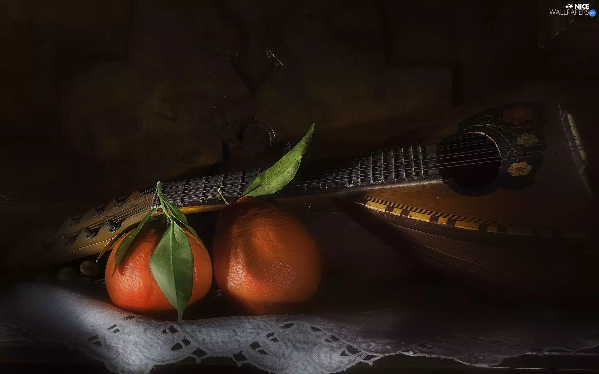 composition, Two, orange, mandoline