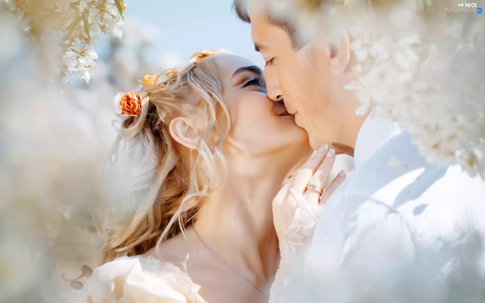 flourishing, branch pics, marriage, kiss, newlyweds