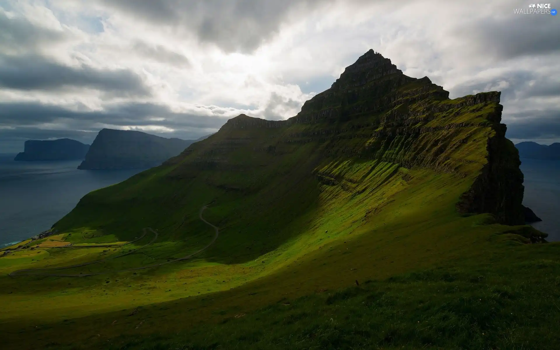 Meadow, Mountains, clouds