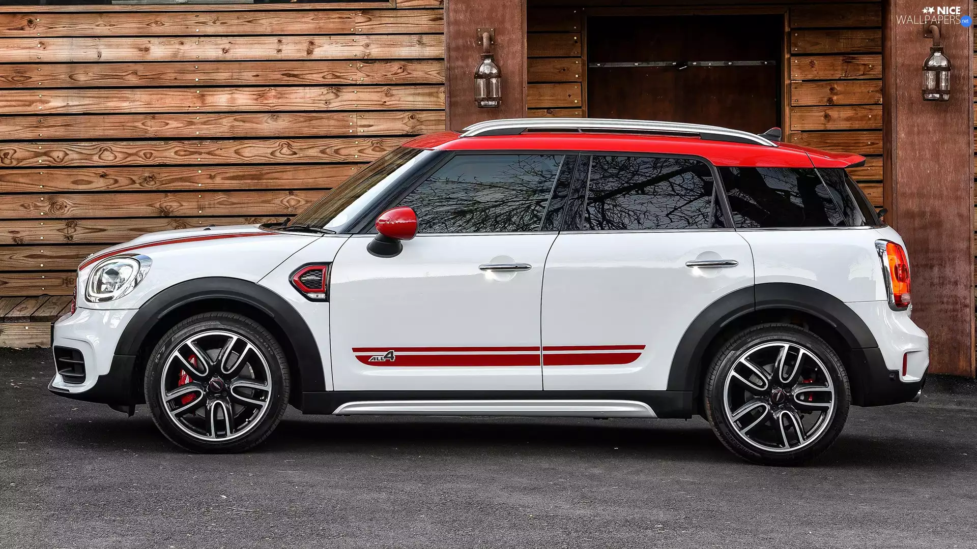 MINI Countryman, side