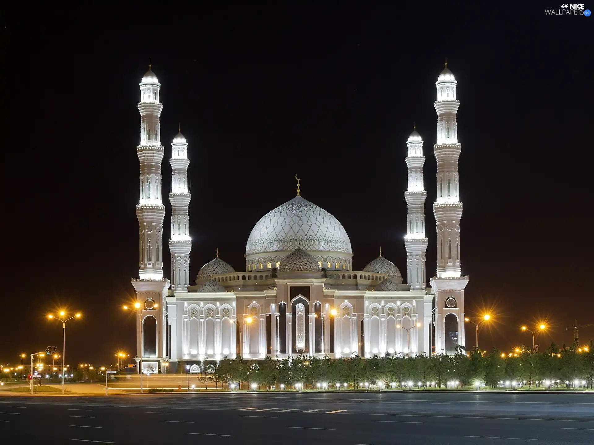 mosque, Astana, Floodlit