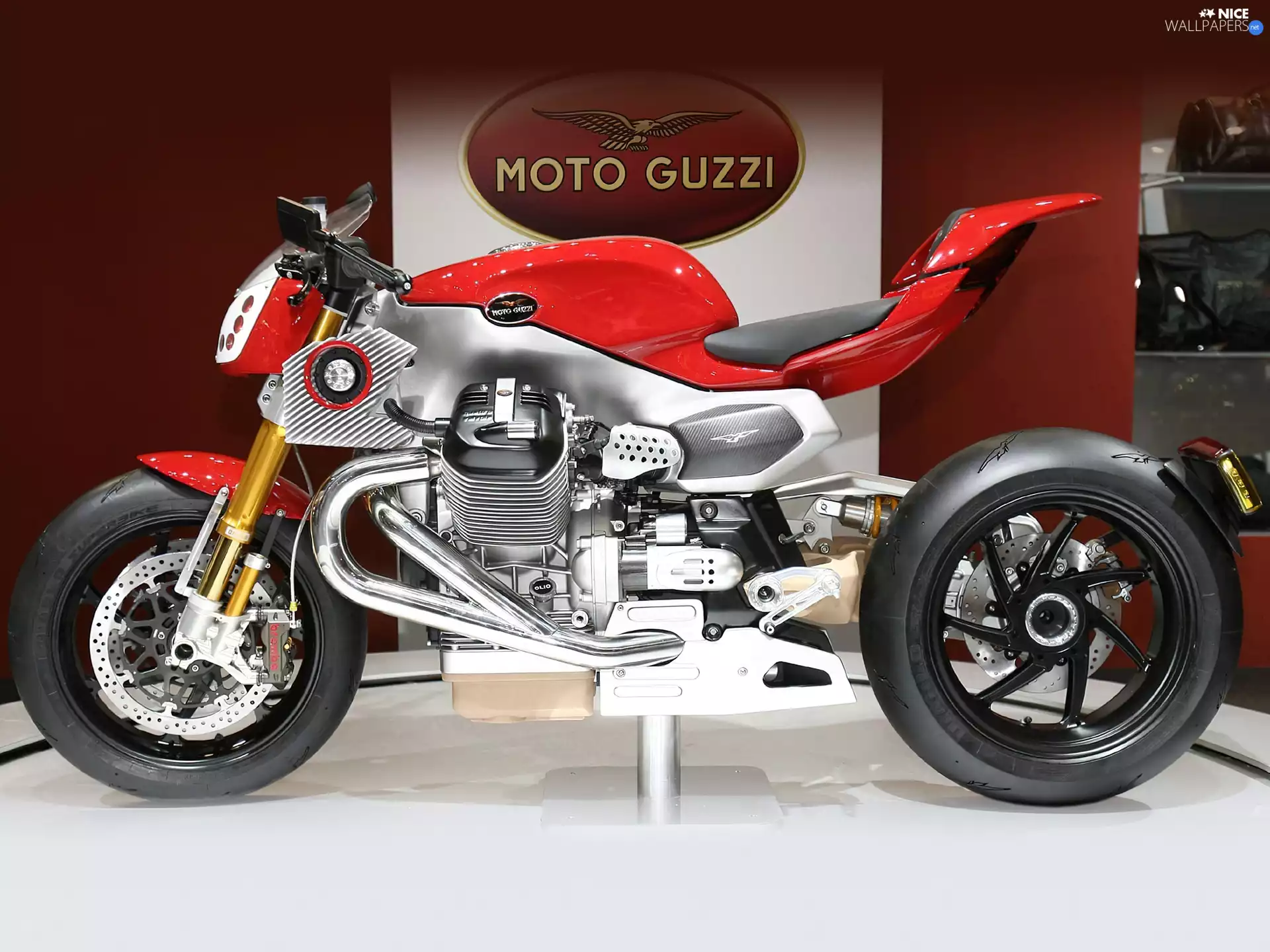 Moto Guzzi V12LM