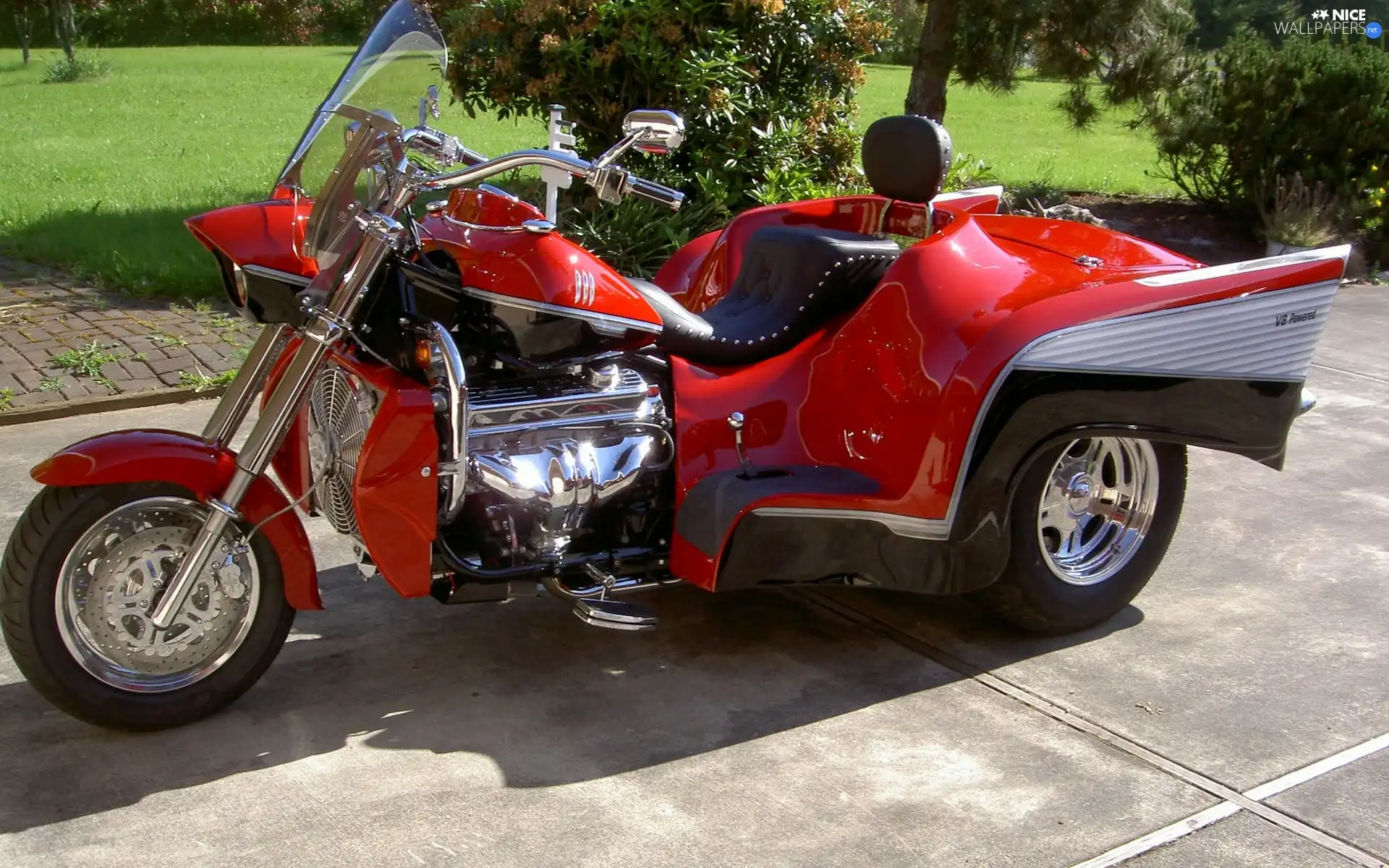 Red, Motorbike