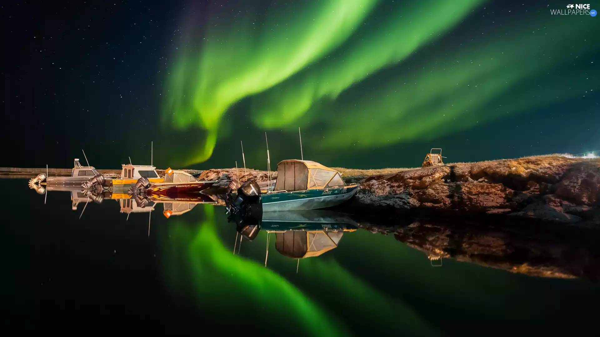 aurora polaris, lake, motorboat