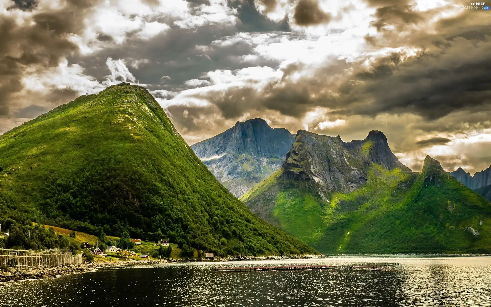 Mountains, lake, clouds