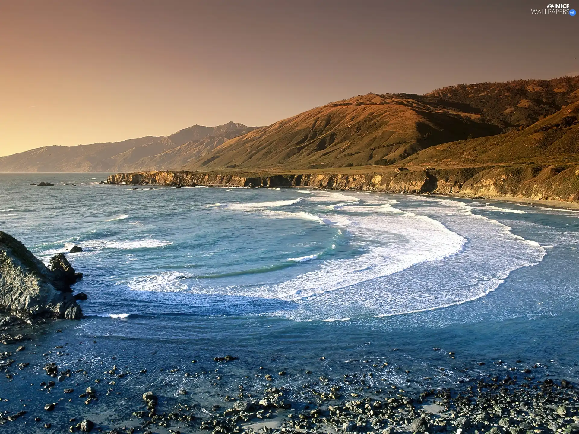 sea, Mountains