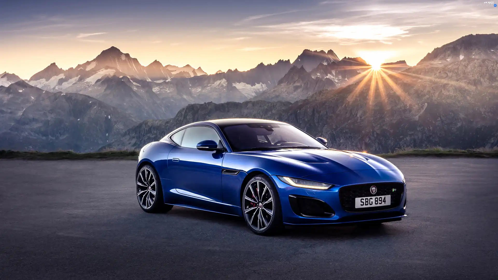 rays of the Sun, Jaguar F-Type, Mountains