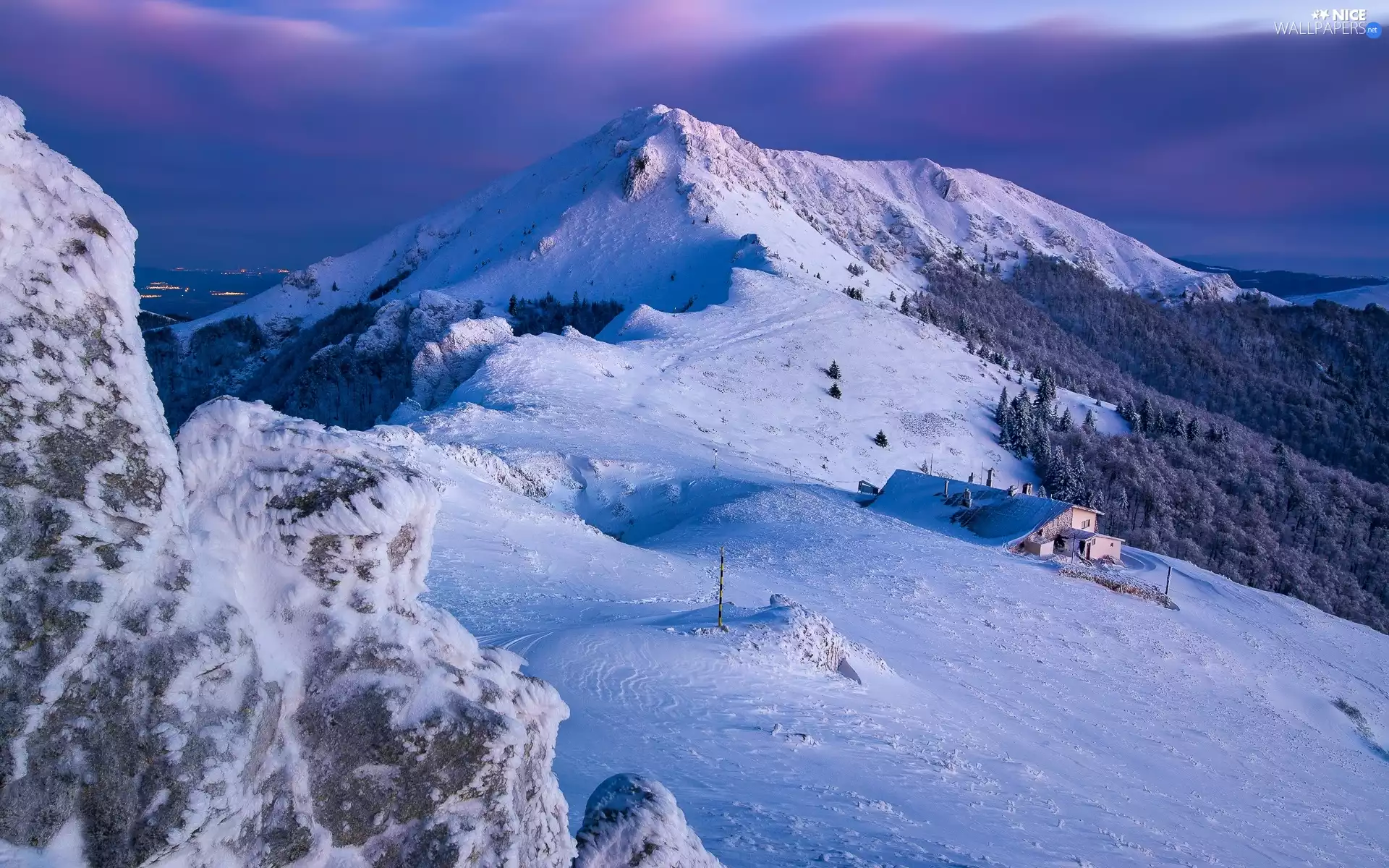 house, snow, viewes, Mountains, winter, trees, woods