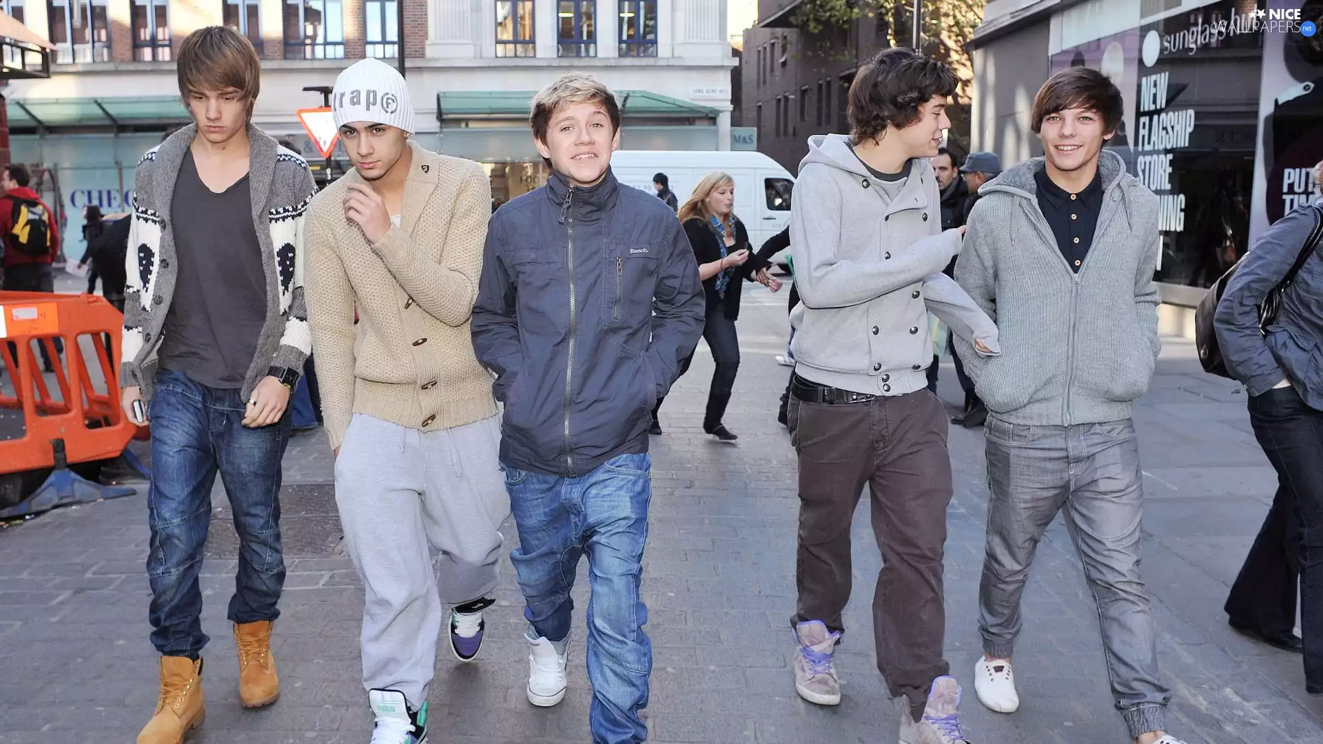 One Direction, Team, musical