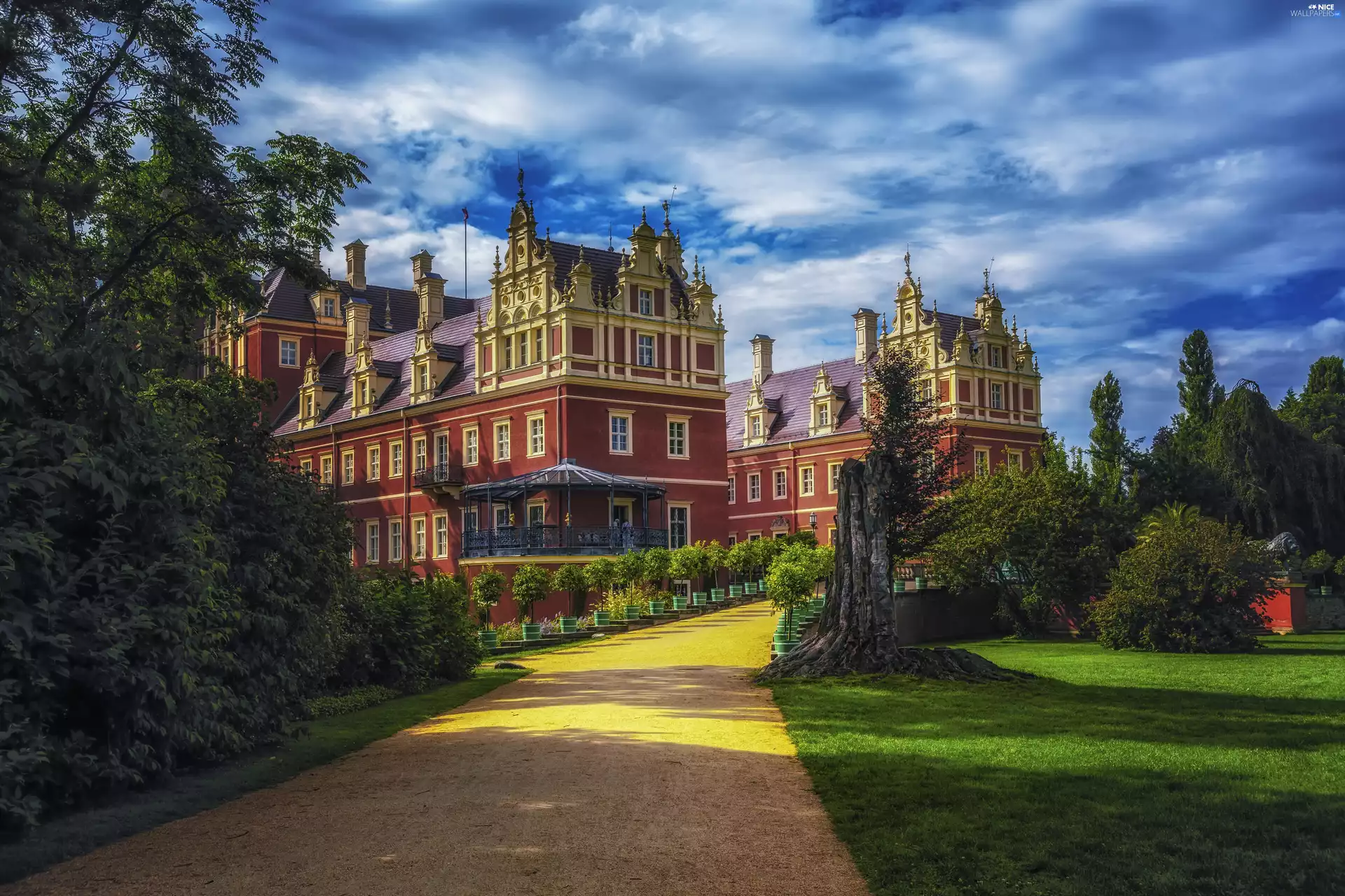 Germany, Park Muzakowski, Muskau Castle, Saxony