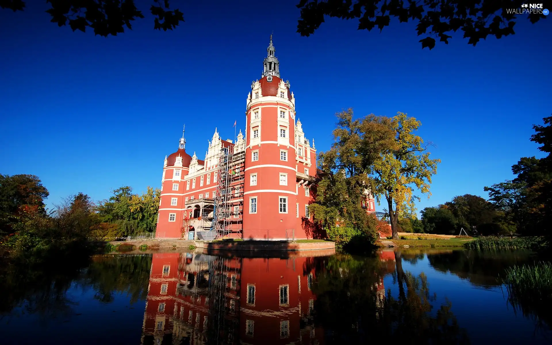 Park Muzakowski, lake, Bad Muskau, Germany, Palace Pueckler