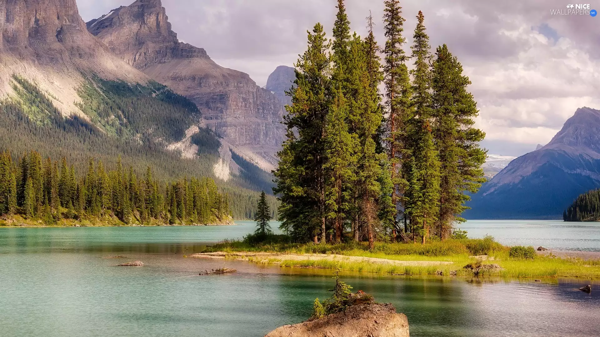 Maligne Lake, Jasper National Park, viewes, Canada, trees, Spirit Island, Spirit Island, Mountains