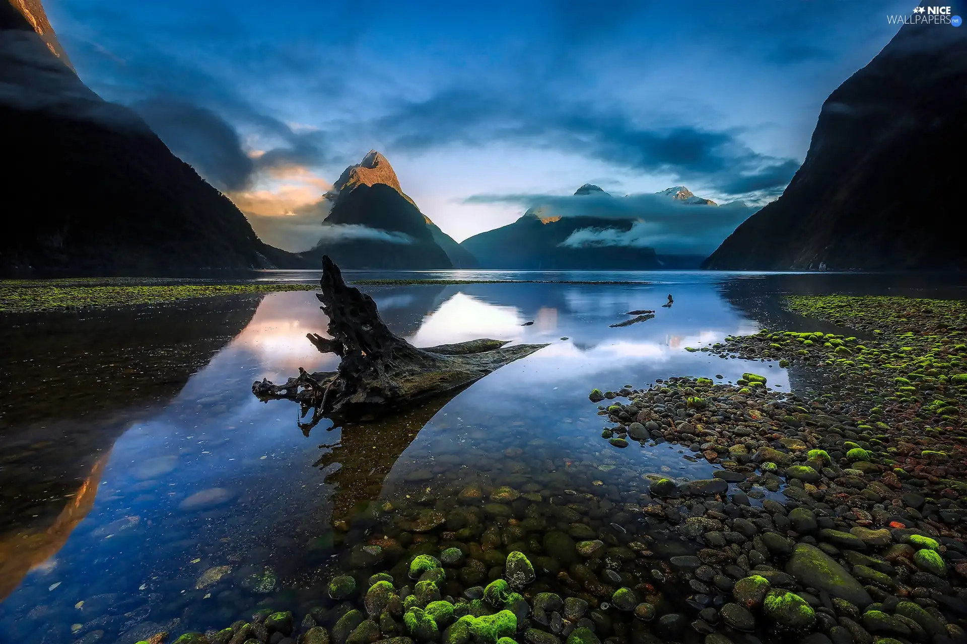 Mountains, pebbles, New Zeland, lake