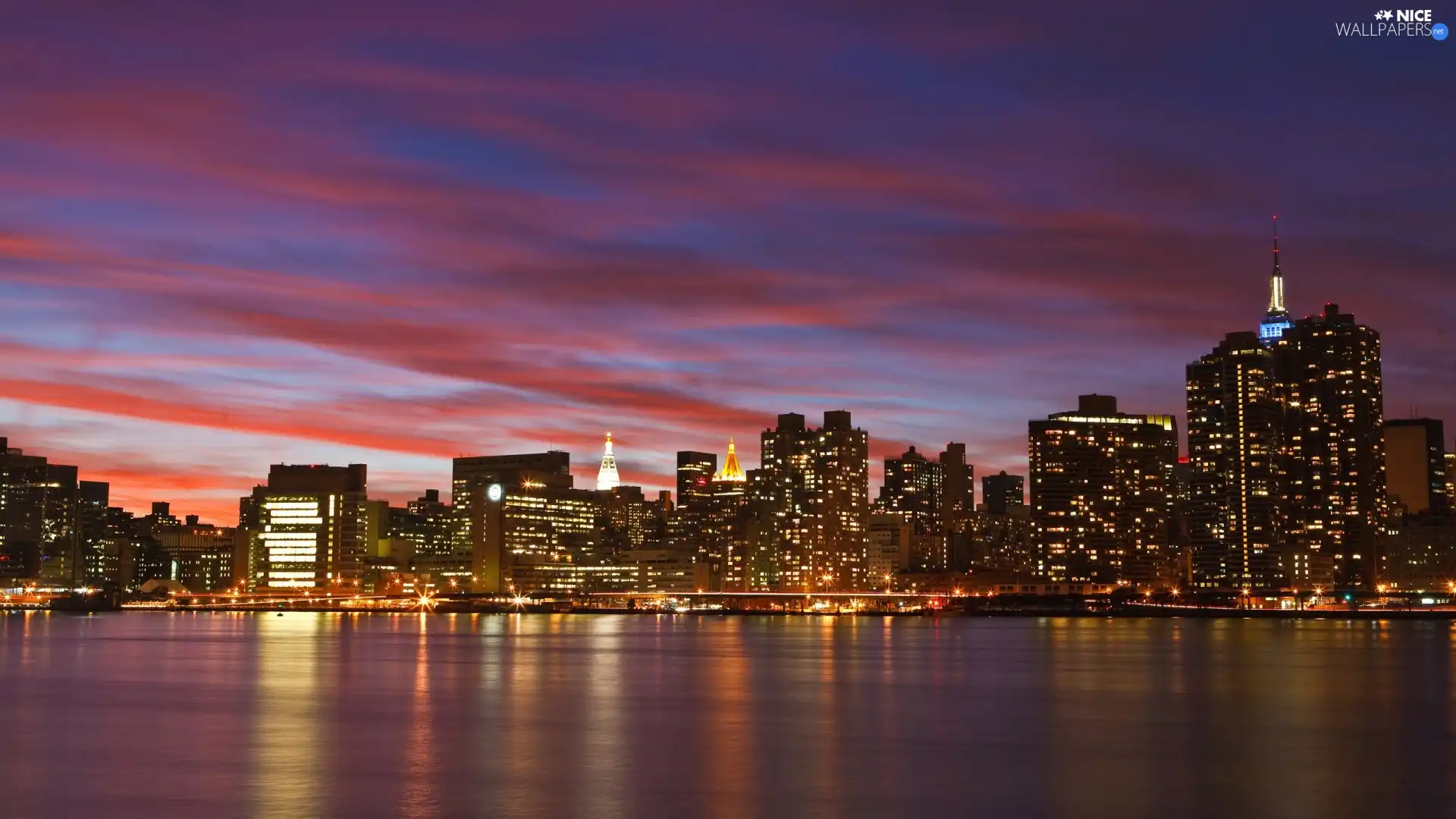 Night, Manhattan, Floodlit