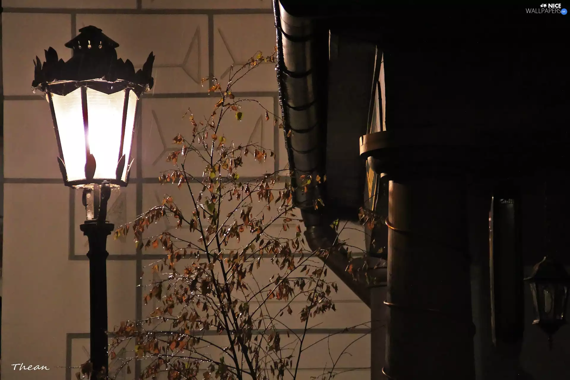 Gutters, Night, Lighthouse, House, flashing