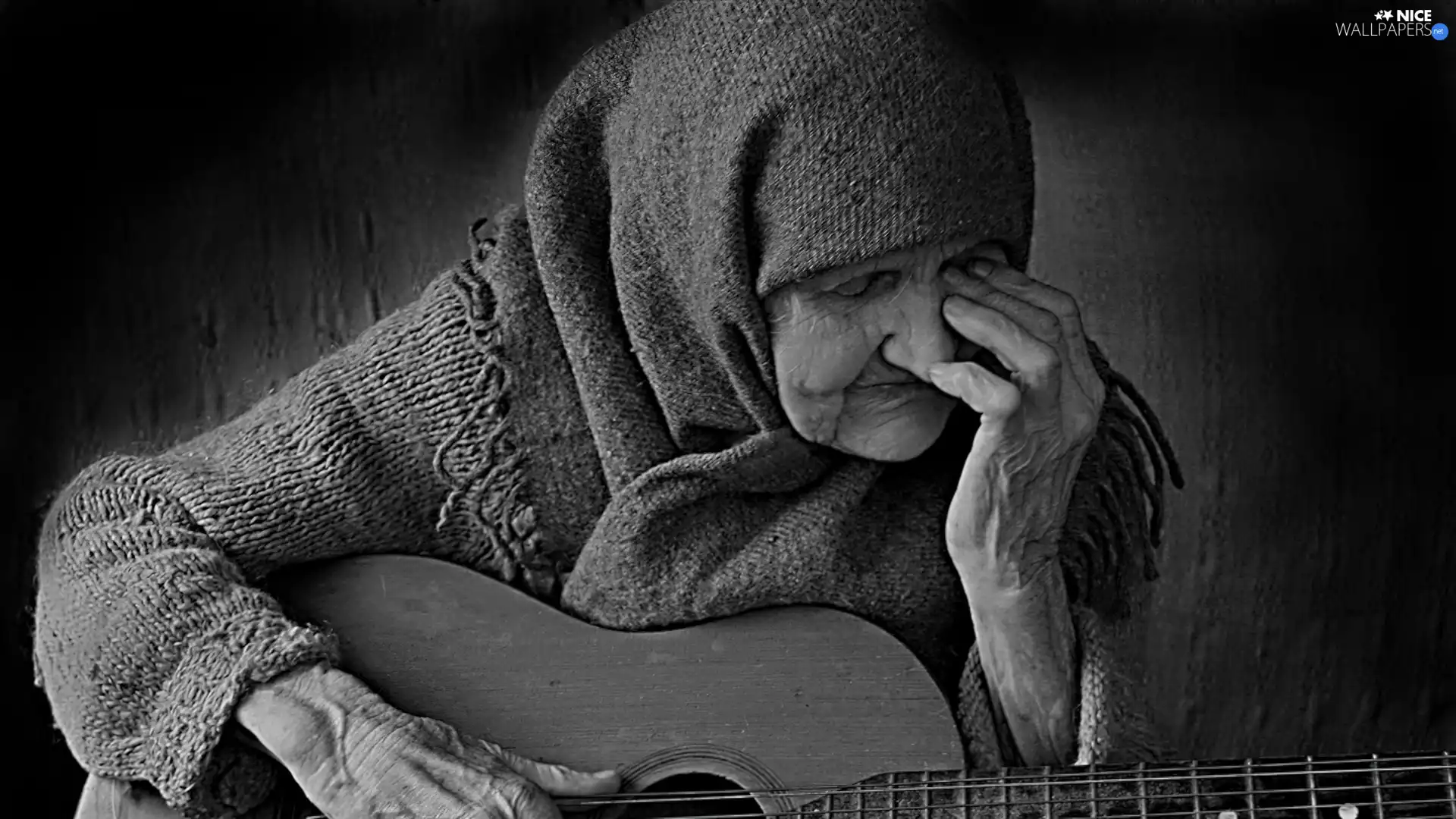 old woman, Guitar