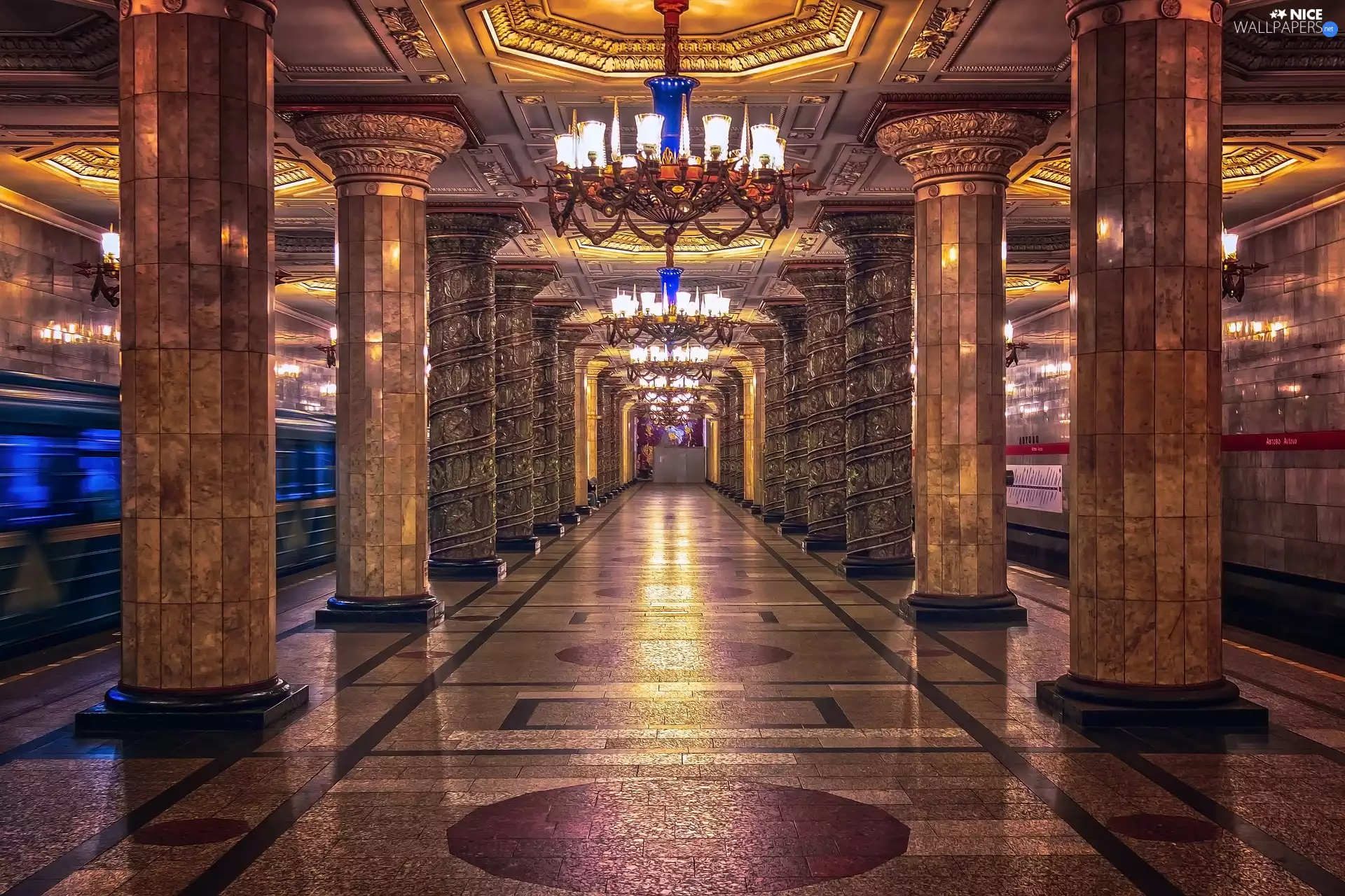 Train, Column, St. Petersburg, Russia, metro, Chandeliers
