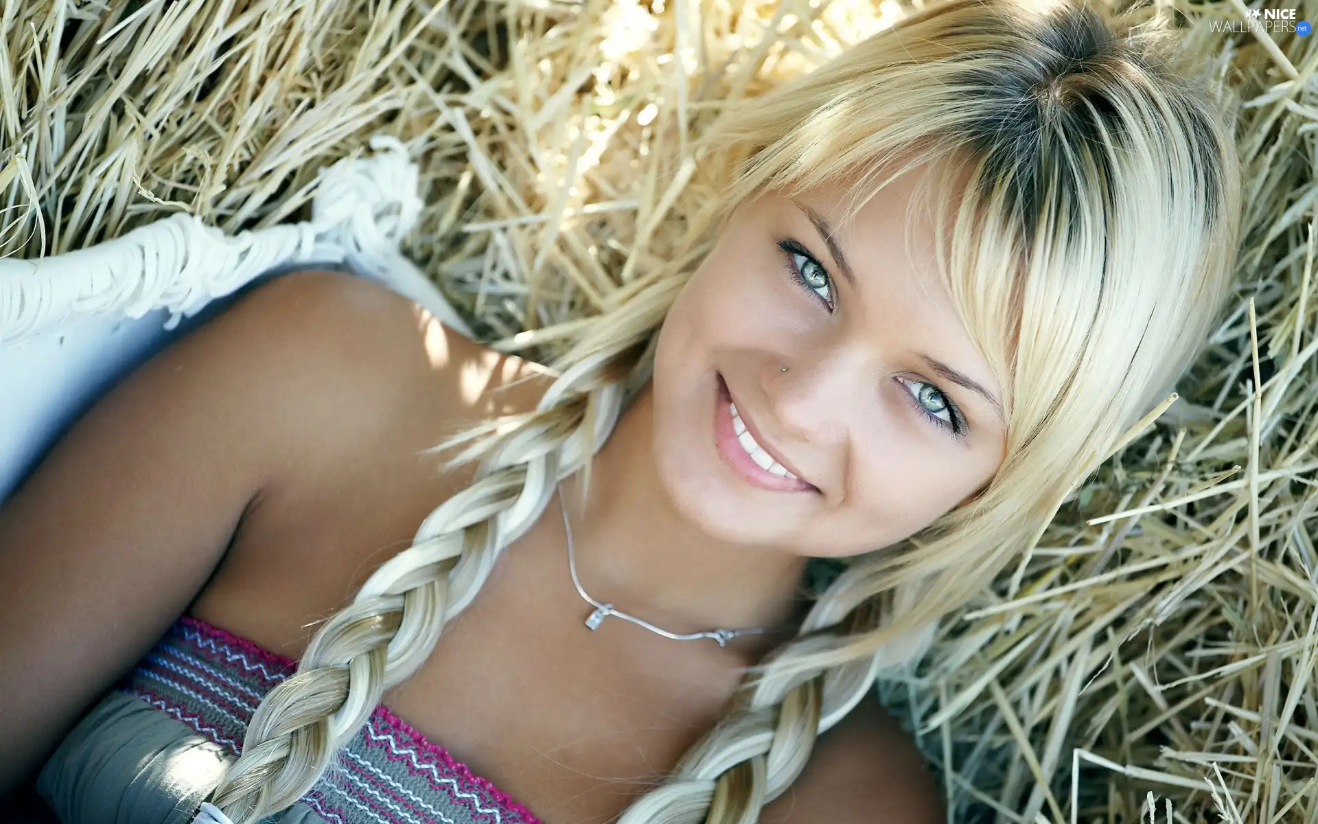 pigtail, smiling, Blond