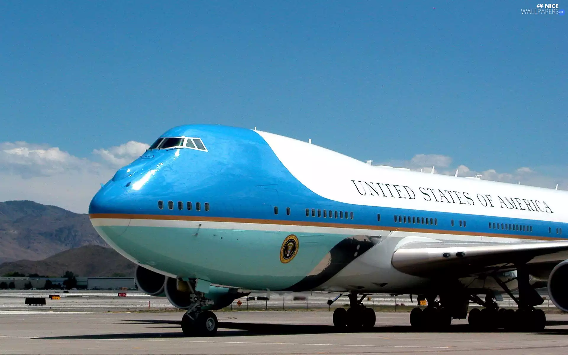 plane, presidential