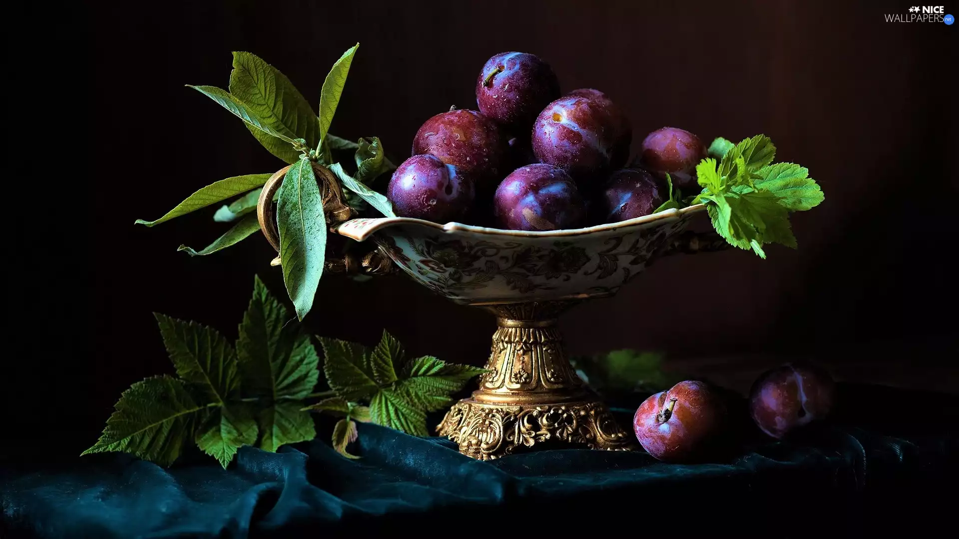 composition, plateau, Leaf, plums