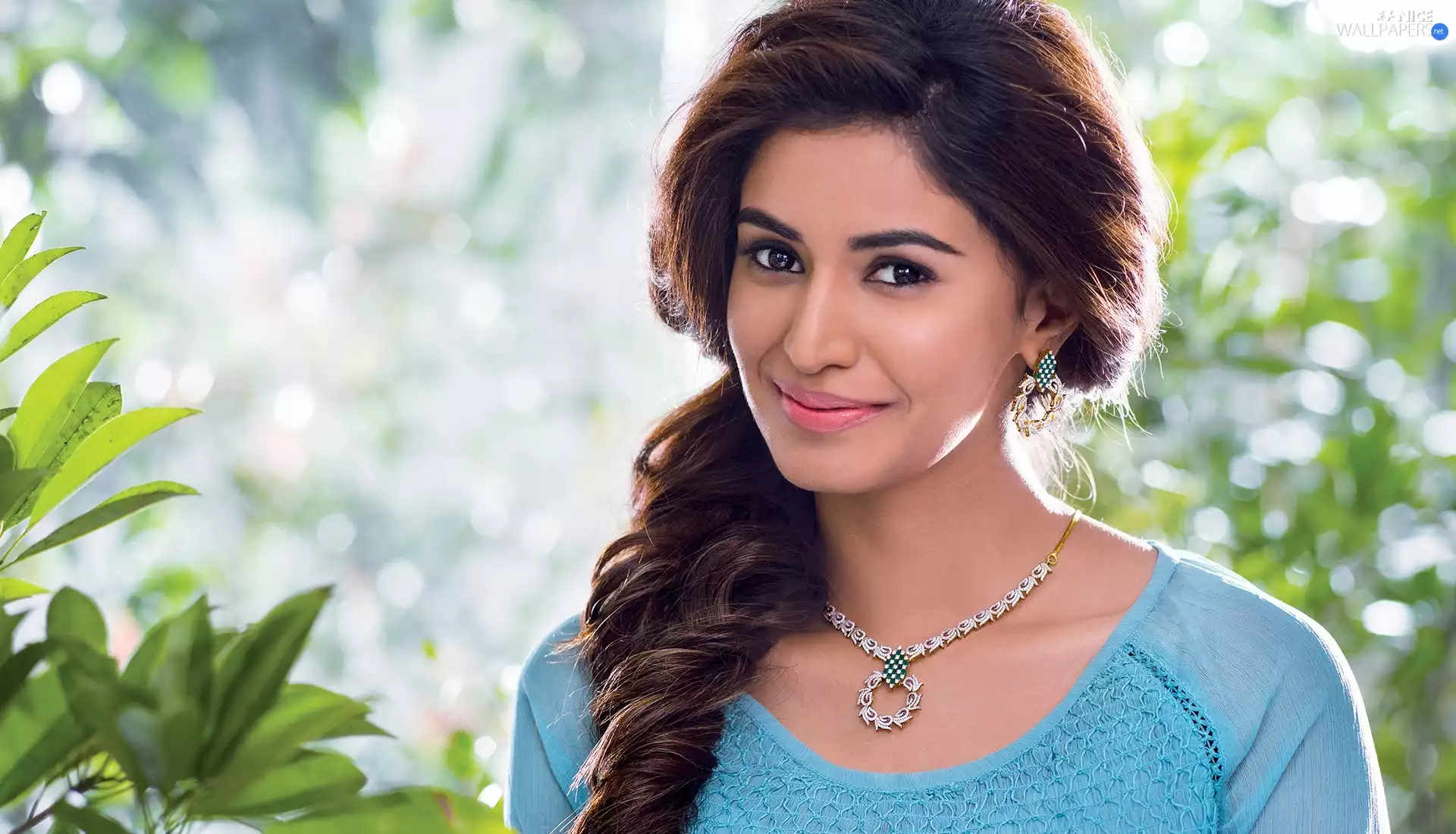 light brown, Smile, actress, jewellery, Necklace, Prayaga Martin, Women, ear-ring