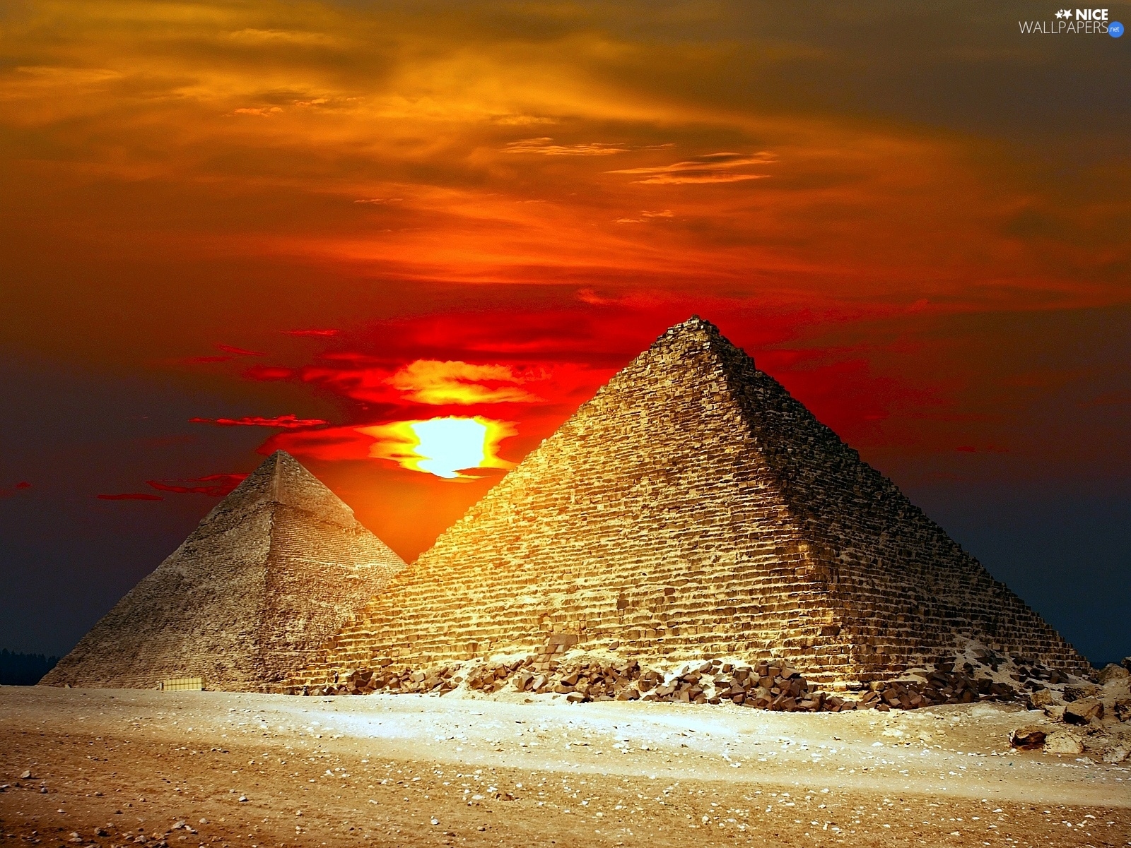 Pyramids, west, sun