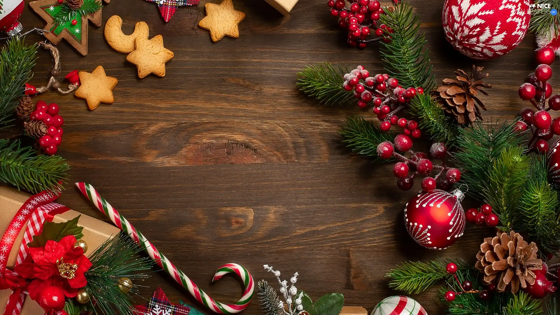 Cookies, cones, Lollipop, Present, blueberries, baubles, Twigs, Red