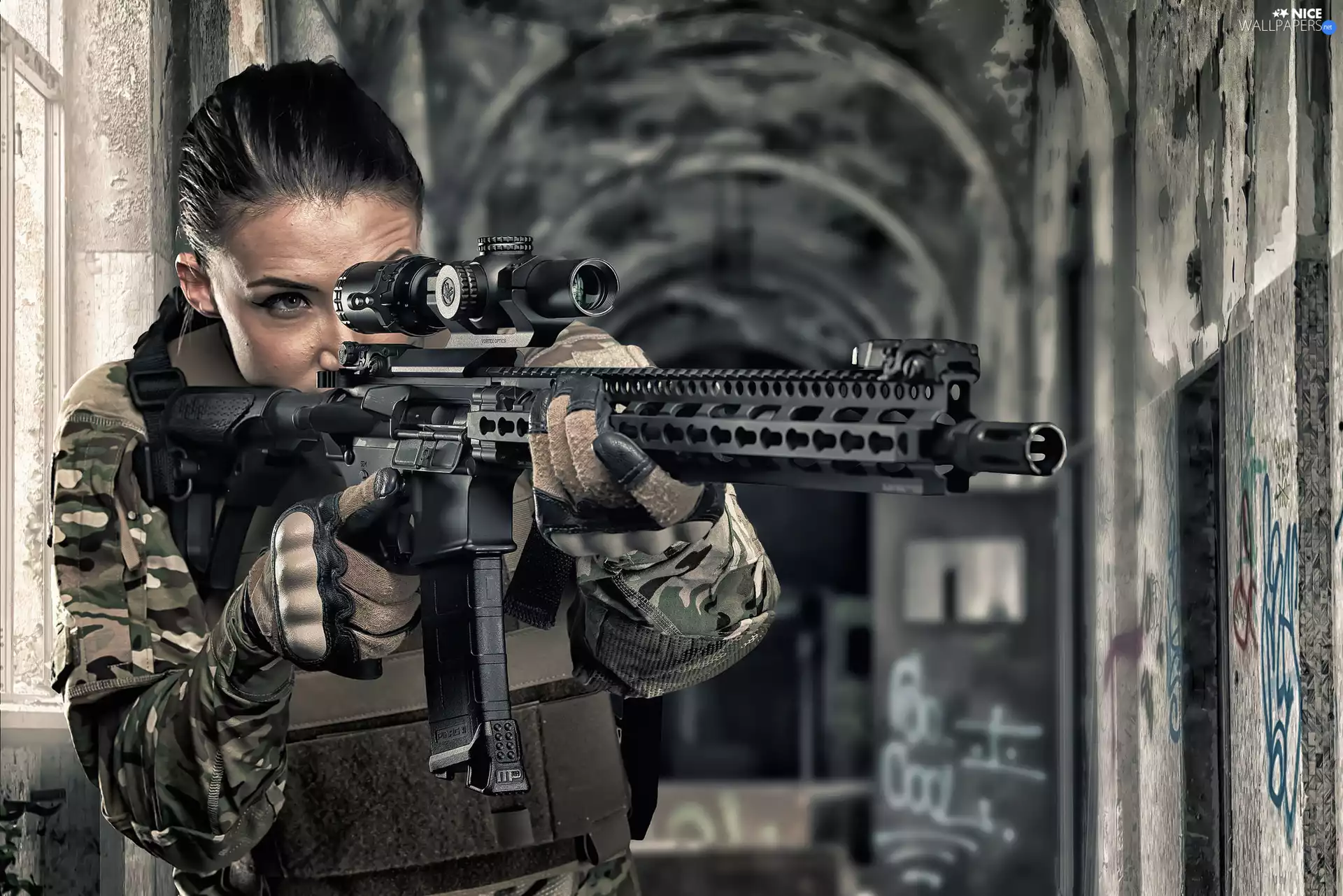 Women, soldier, Automatic Rifle, Lauren Young