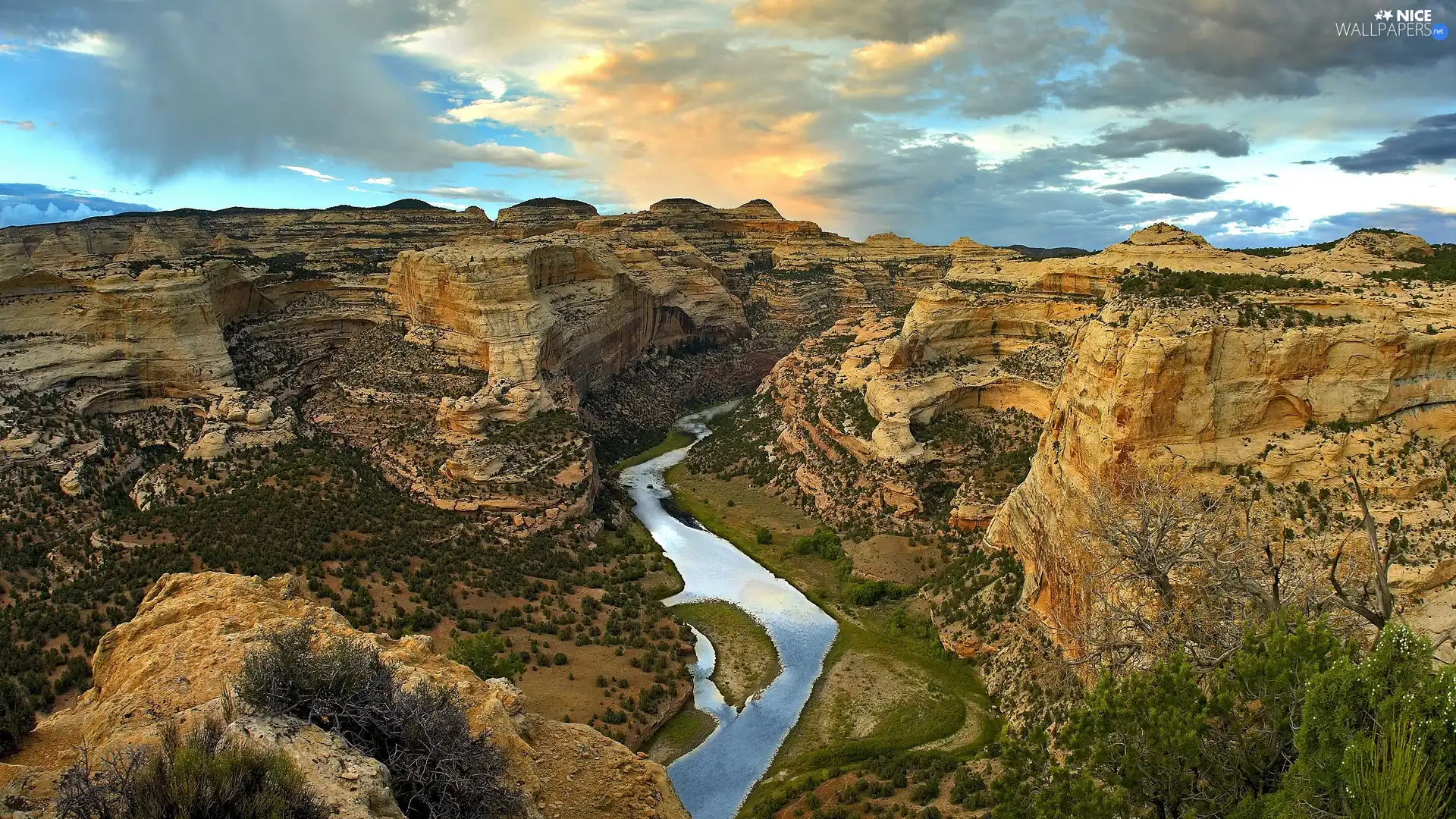 canyon, River