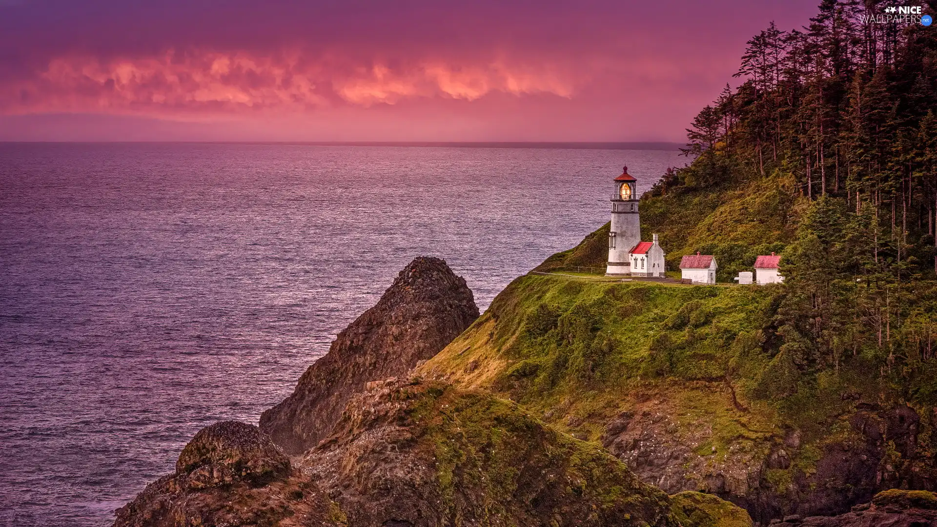 Sky, State of Oregon, Hill, trees, rocks, The United States, Coast, viewes, Lighthouse Heceta Head, sea