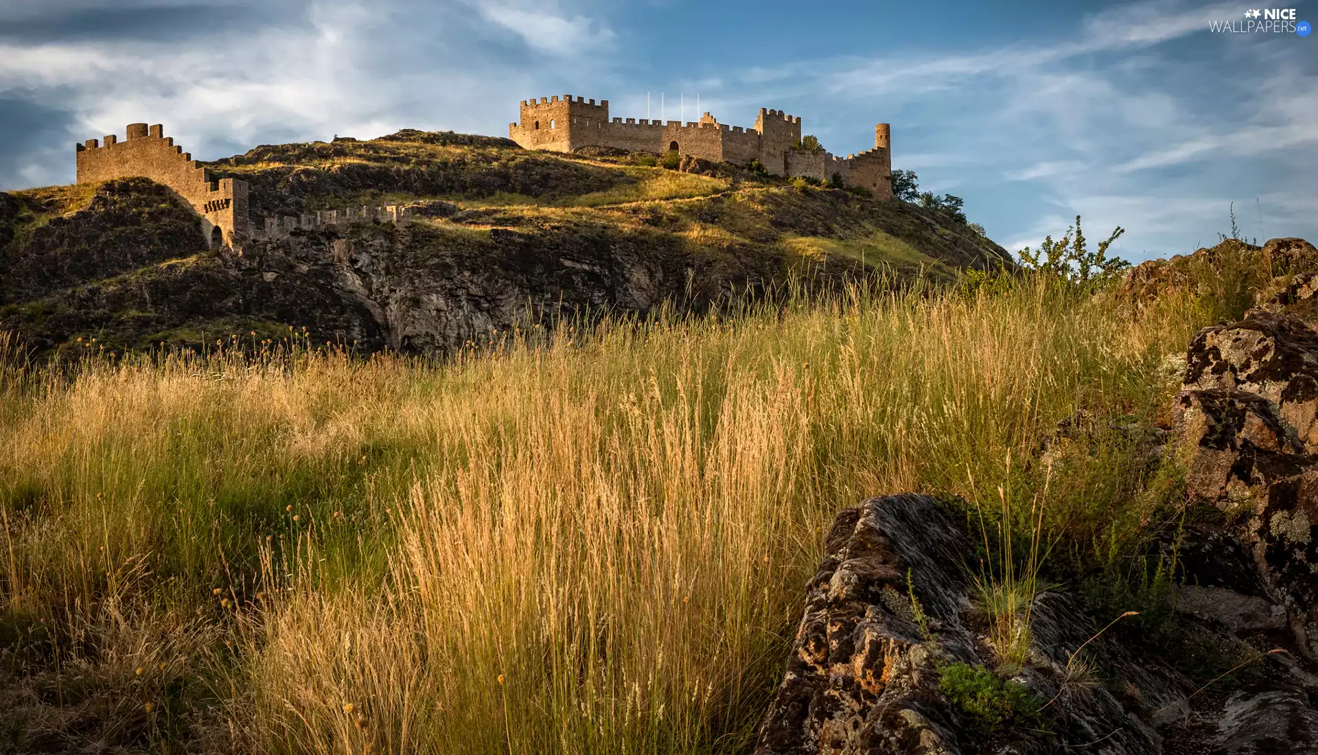 Hill, ruins, grass, the walls