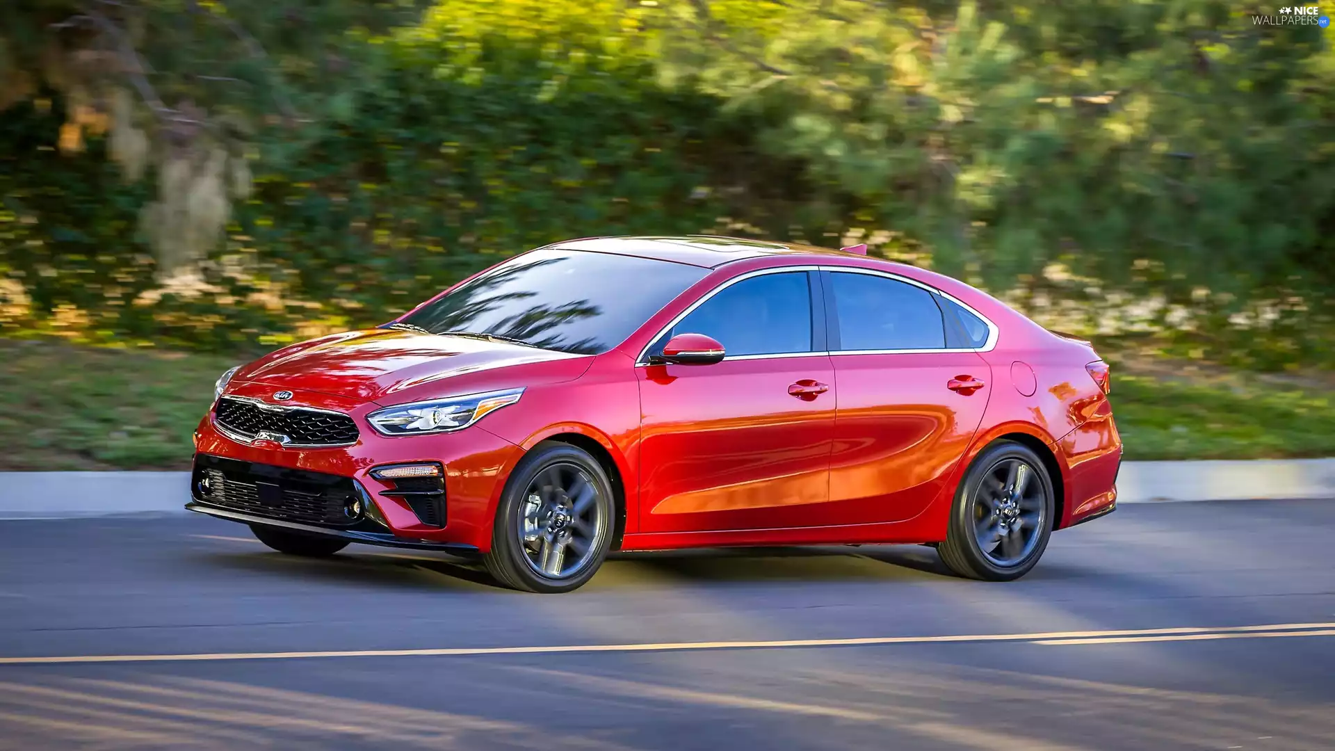 red hot, 2019, side, Kia Forte